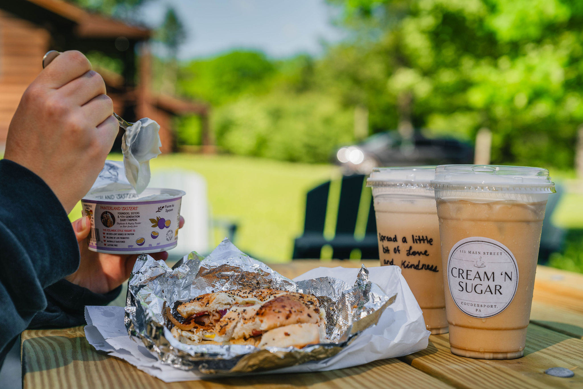 🍔 Post-ride lunch in the sun — adventure earned, snacks acquired.