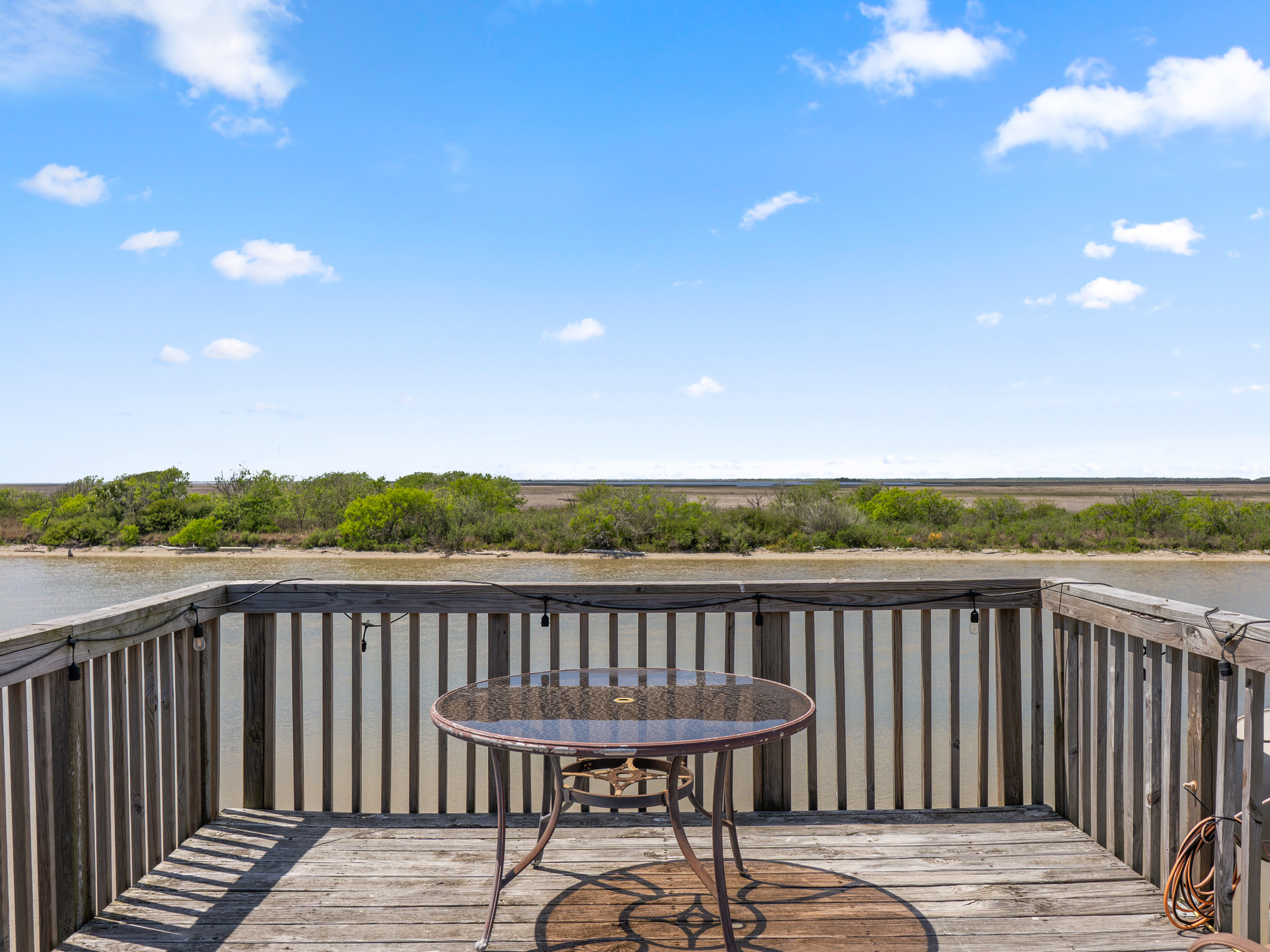 Upper deck overlooking Colorado River
