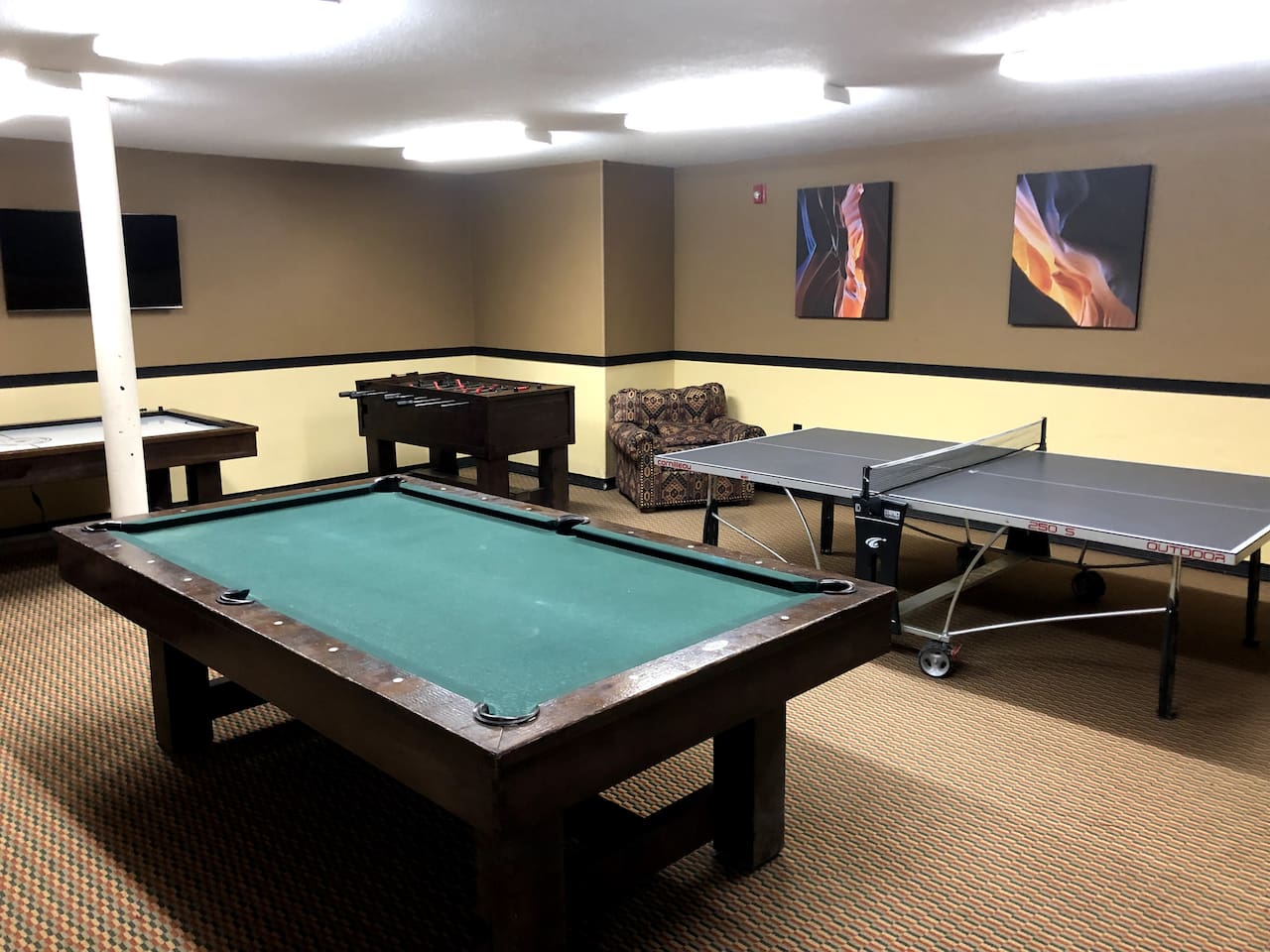 Rec room