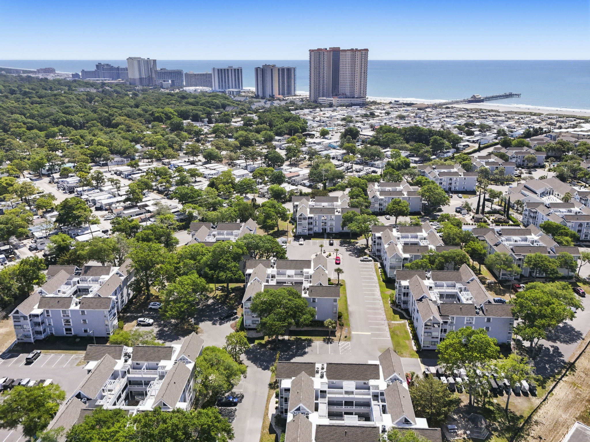 The condo is just a quick walk to the beach less than 1/3 of a mile to the oceanfront and Apache Pier.