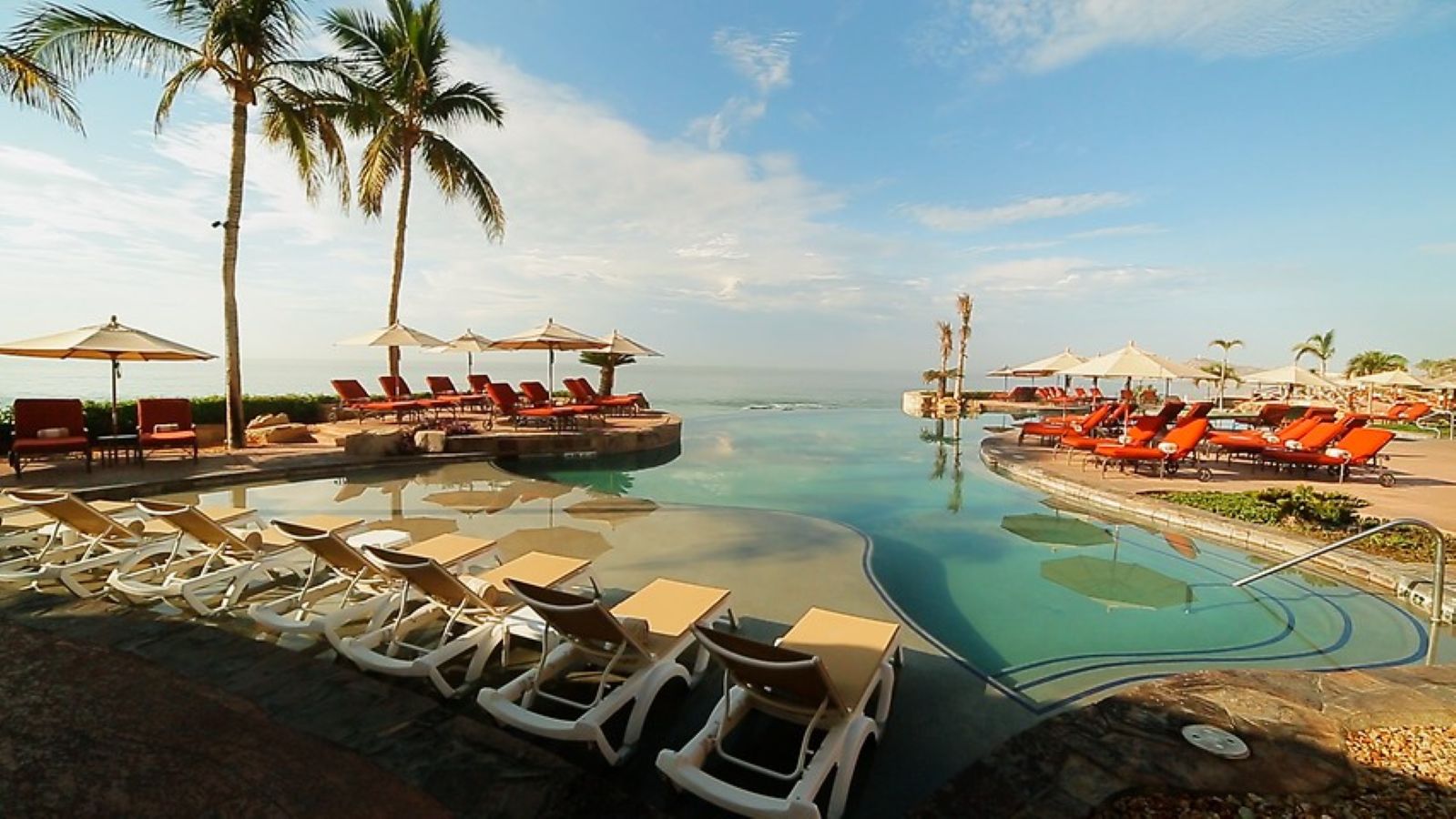 Pool and Beach at Hacienda Del Mar Cabo, Vacation Travel Exclusives