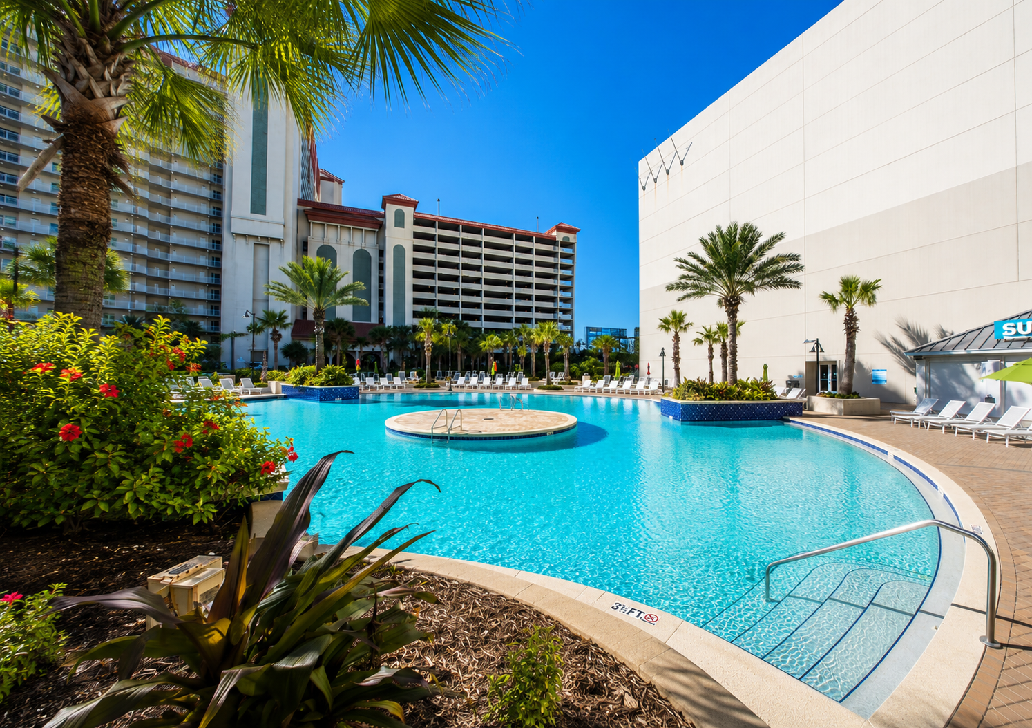 Laketown Wharf Amenities