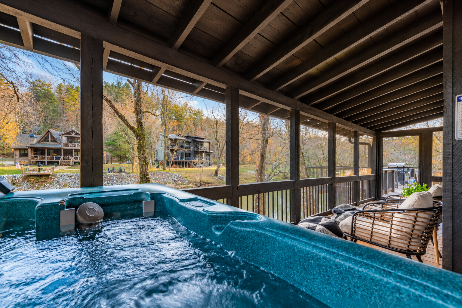Slow down. The Toccoa is calling.
Tranquility on the Toccoa is your peaceful mountain escape, where the beauty of the river and surrounding woods set the pace for your stay.