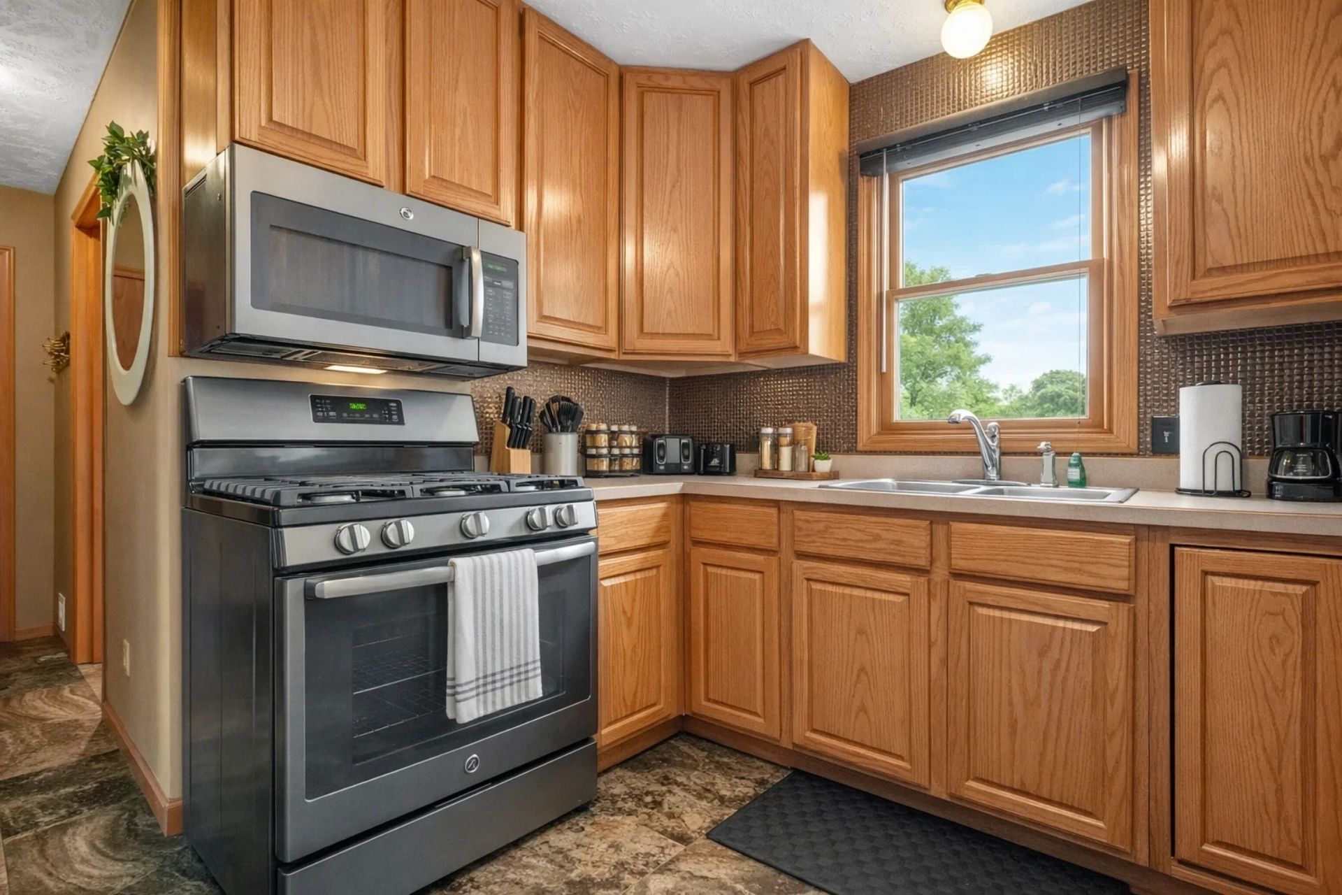 3BR Spring Long Lake Getaway w/ Hot Tub & Fire Pit 6