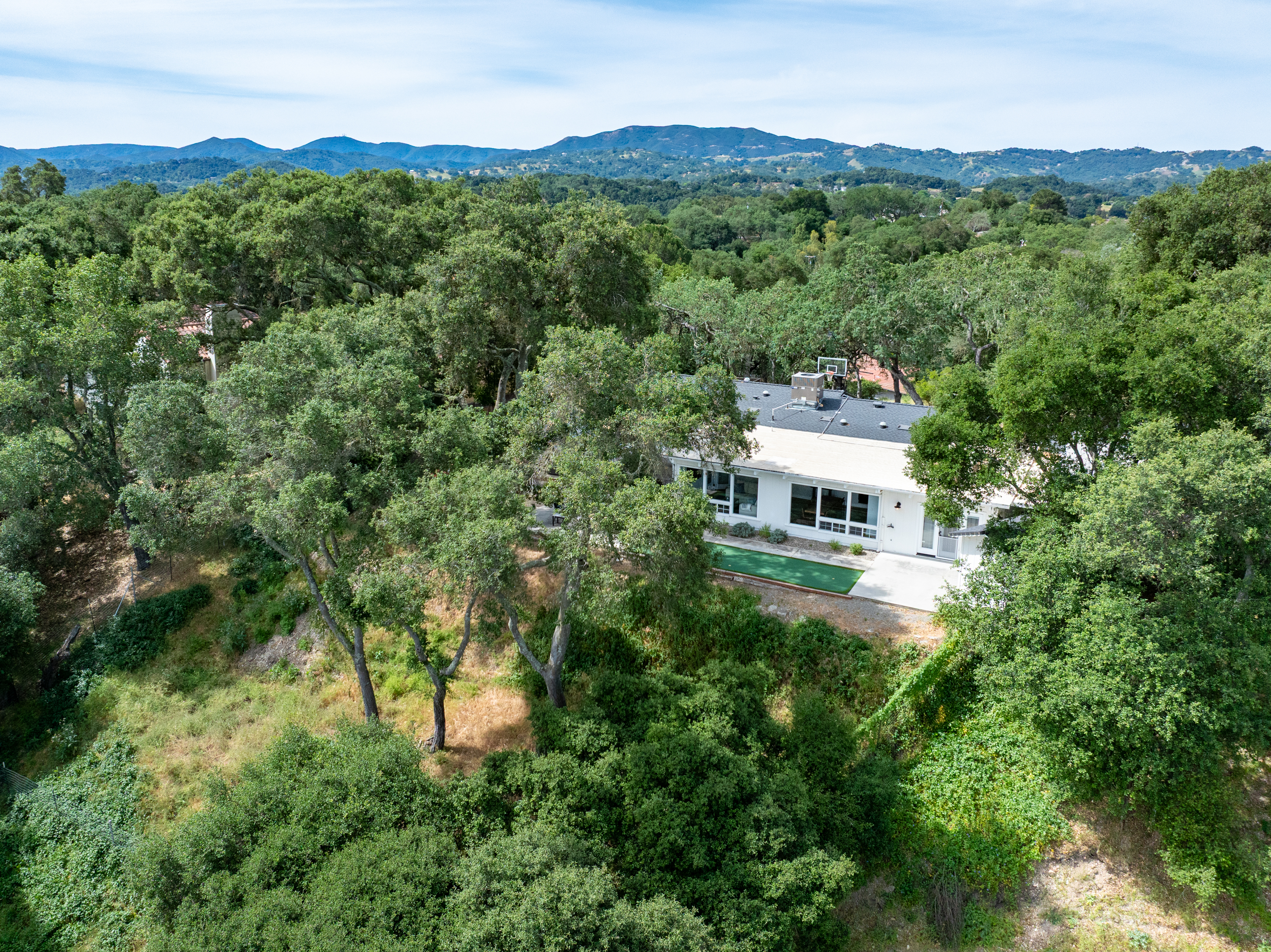 Your own secluded corner of wine country, peaceful, private, and made for unwinding.