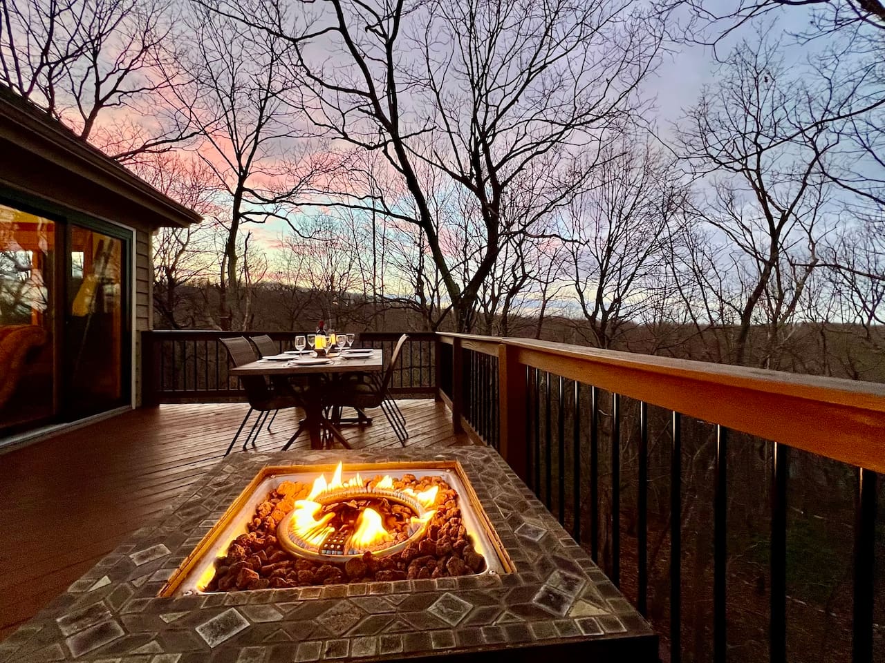 Patio with Dining Firepit and Grill