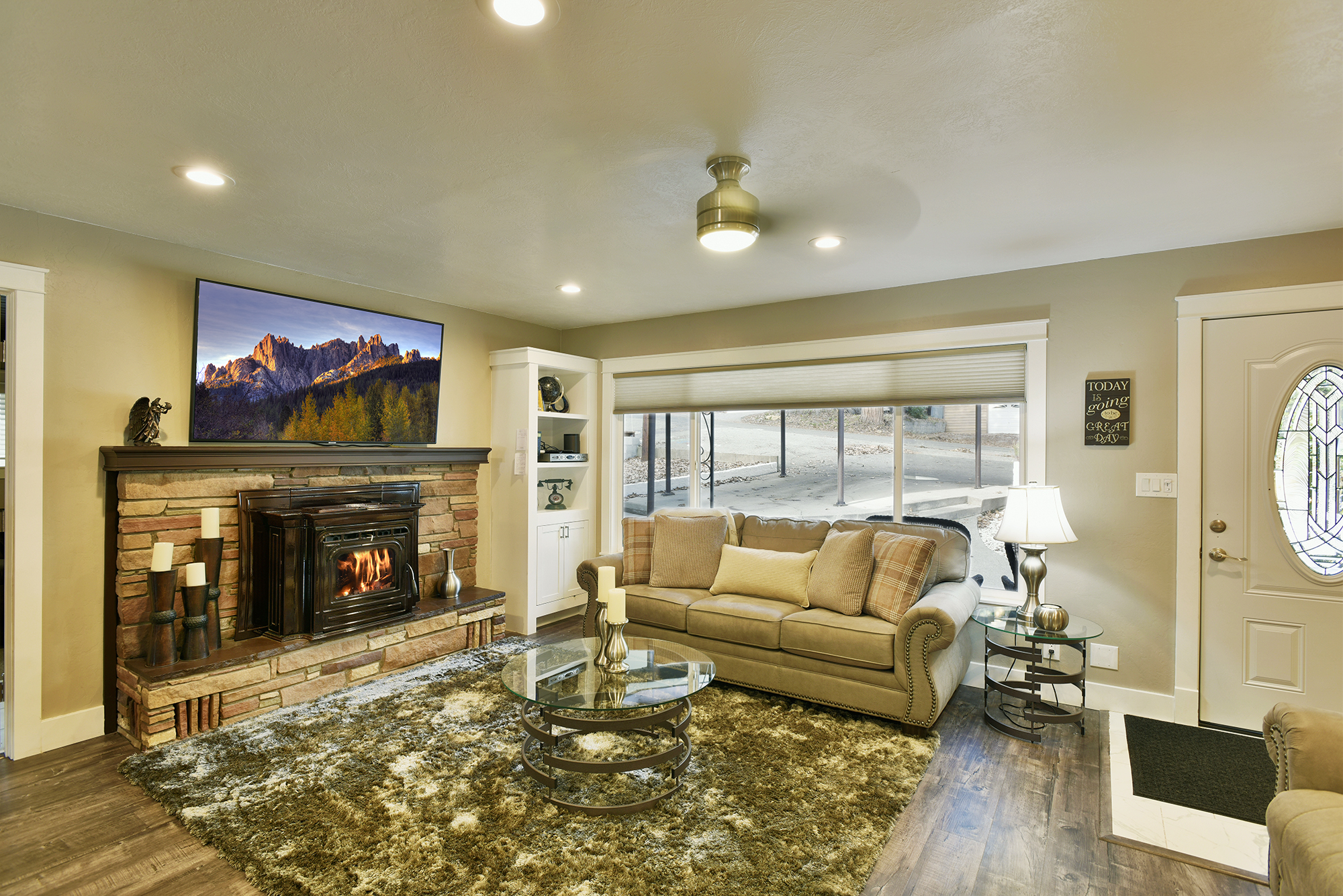 Mountain Oaks Lodge — Dunsmuir, CA — vacation rental