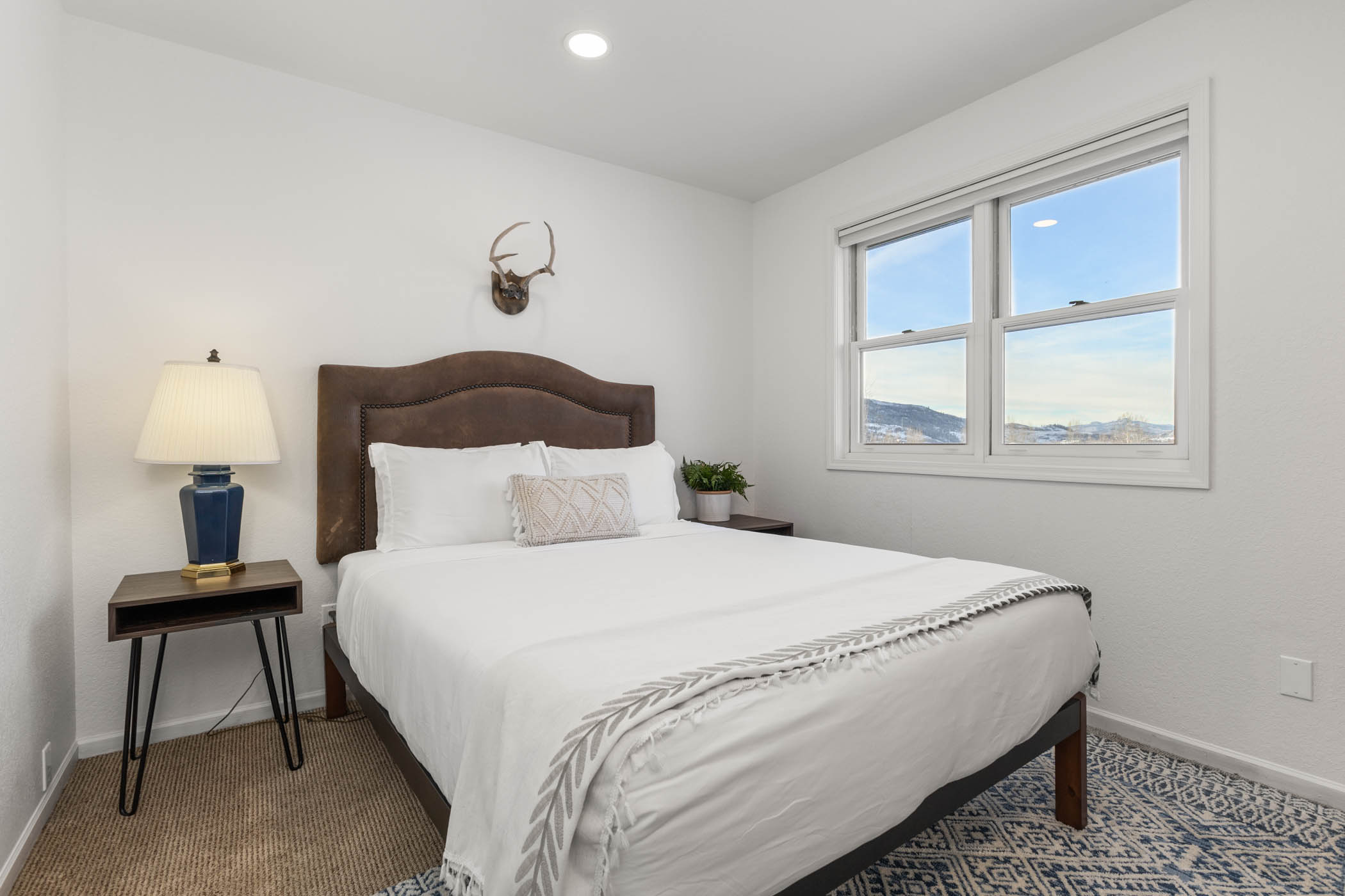 Queen Bedroom 3