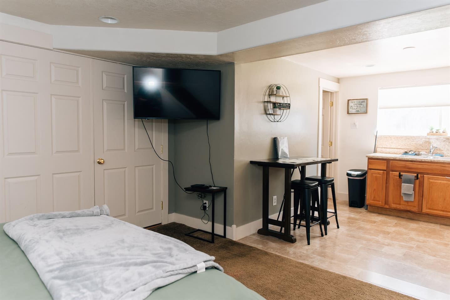 Smart TV, spacious studio apartment