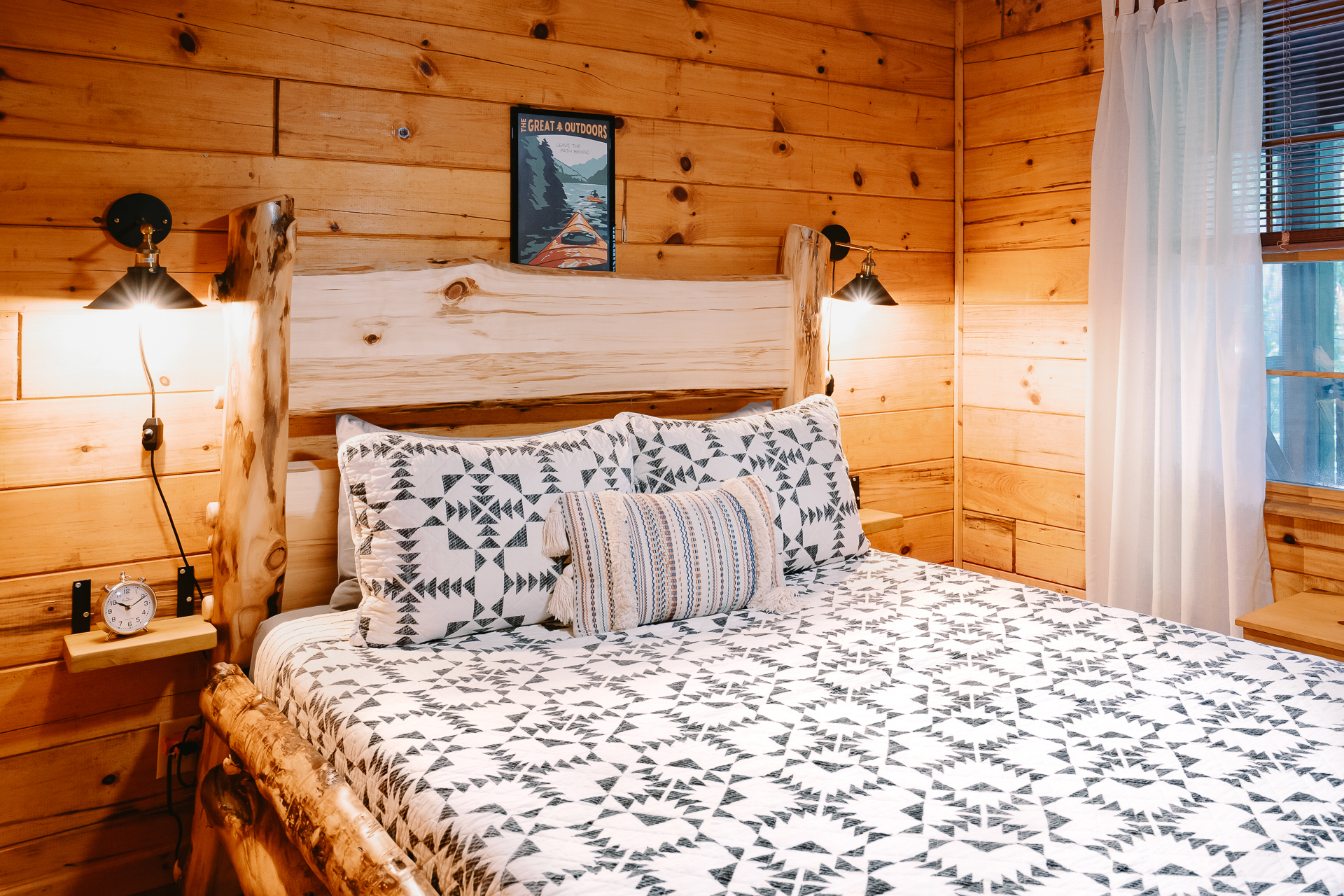 Bedroom 2 - Modern custom queen bed with memory foam mattress and pillows