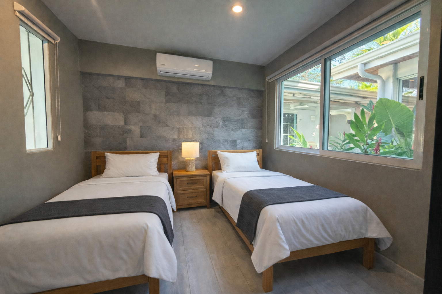 Bedroom 9 - Two Twins