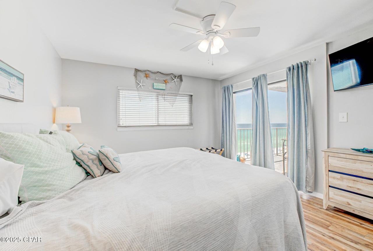 Master bedroom with King bed, Flat screen TV & dresser