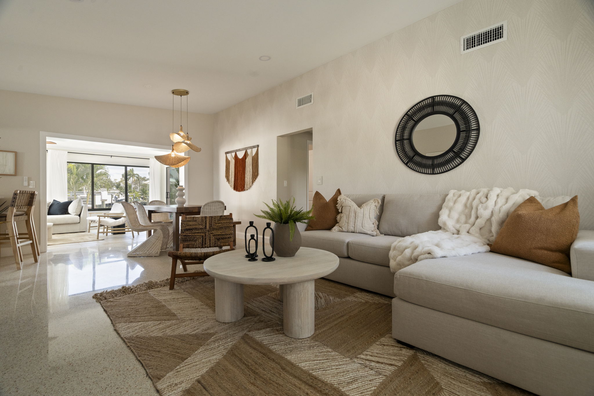 Welcome to Beach Living