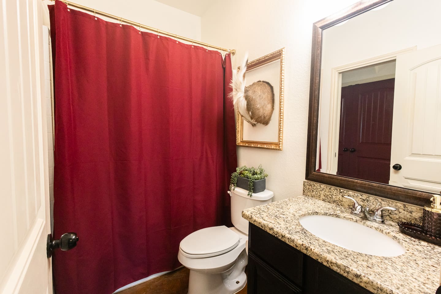 4 Full Bathrooms