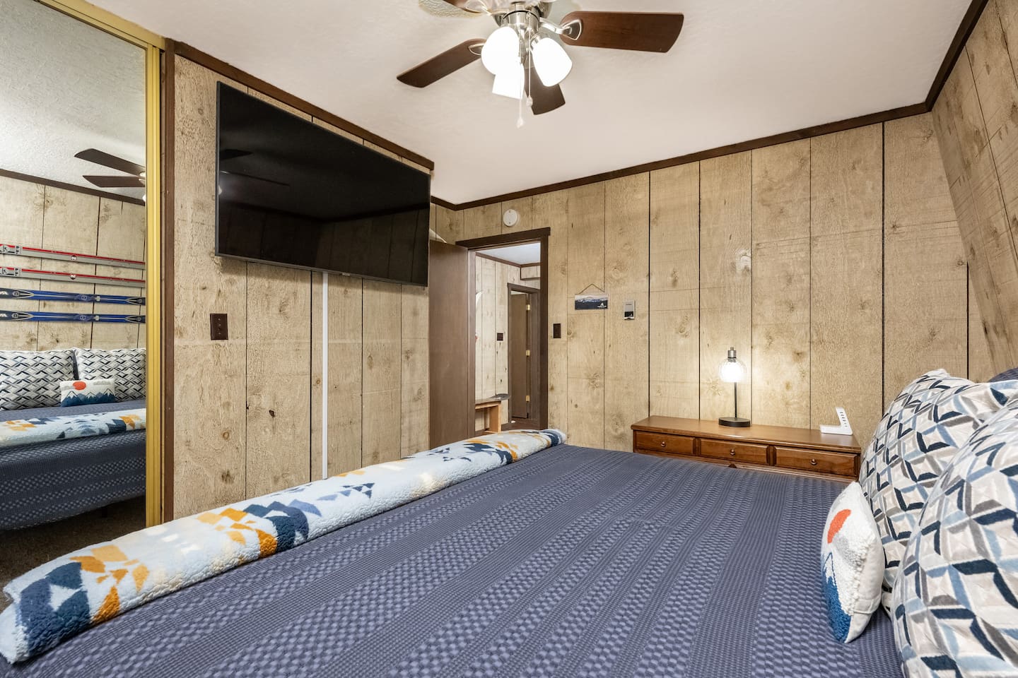 Bedroom #2 tv