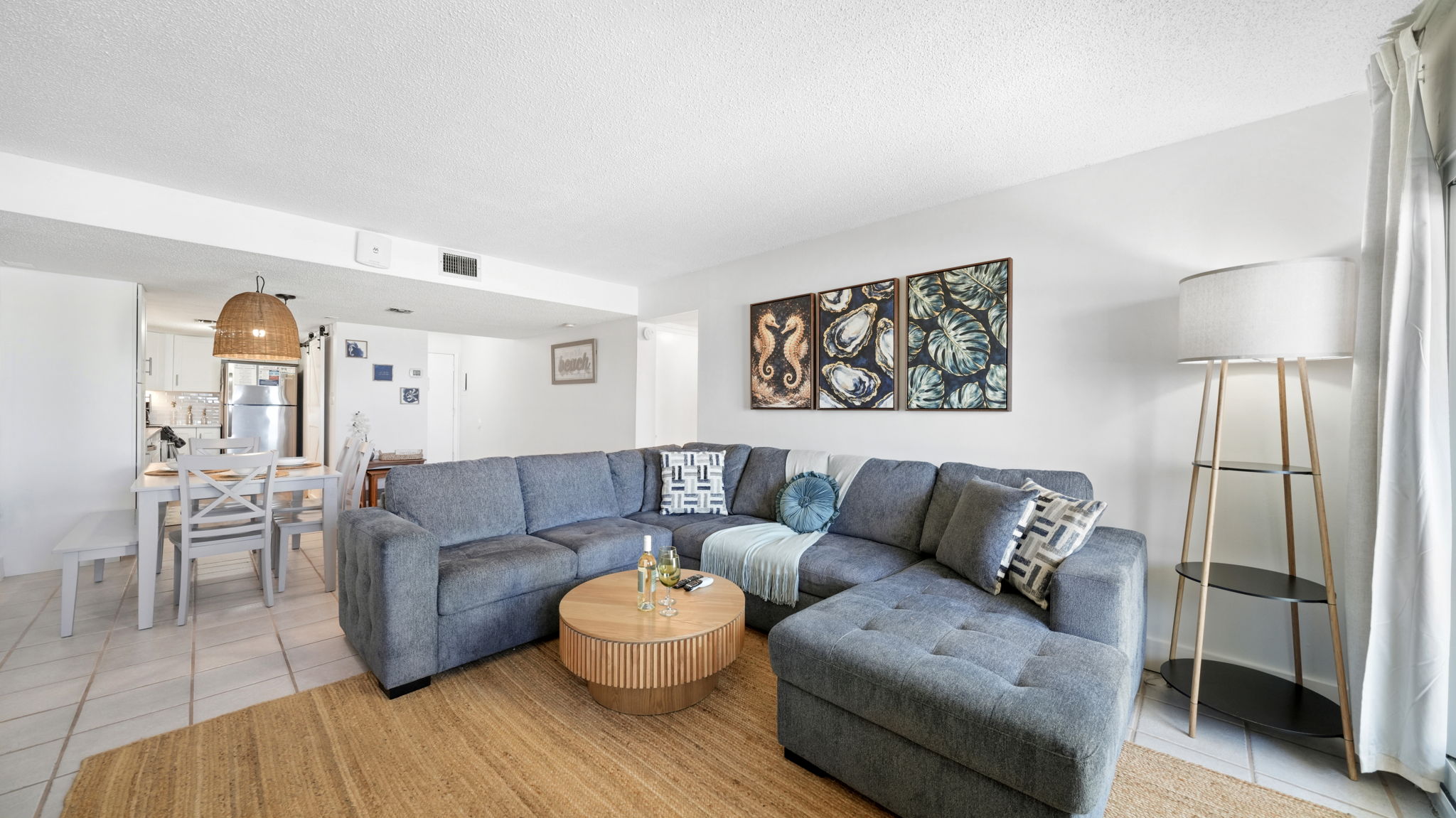 Living room, beautifully designed to maximize comfort