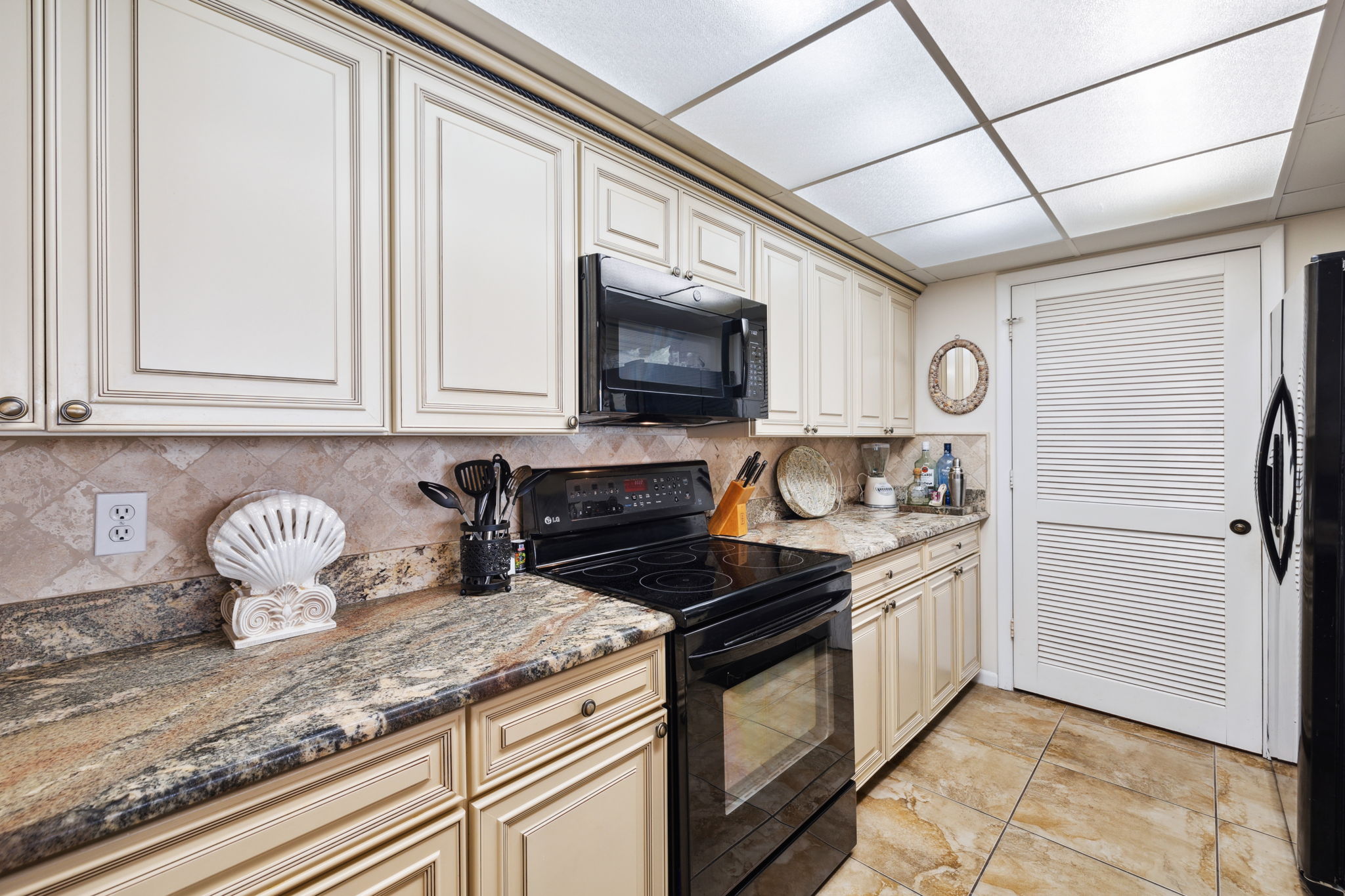 Kitchen with modern appliances