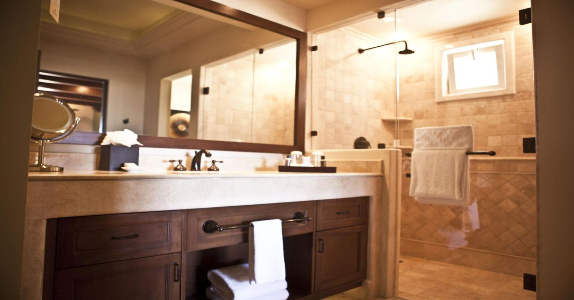 Bathroom at Montecristo, Vacation Travel Exclusives