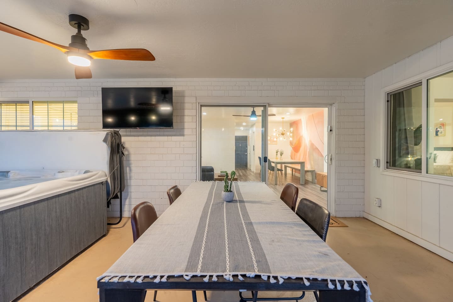 Enjoy easy access between the patio and indoor living area—making it a breeze to entertain or unwind.

