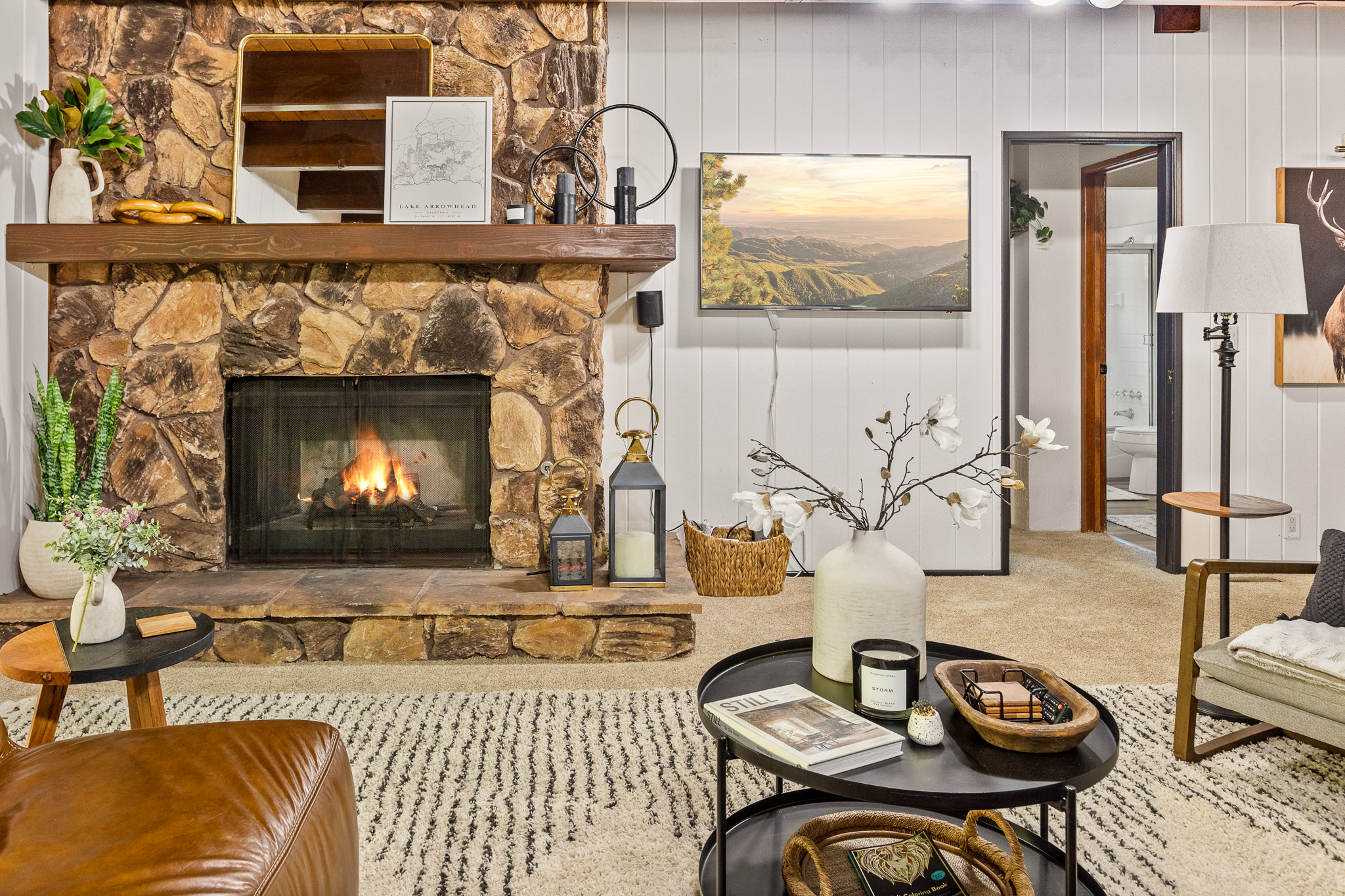 Get cozy in the family room, where you can enjoy a movie night in front of a warm, crackling fire while savoring a bag of hot, buttery popcorn.