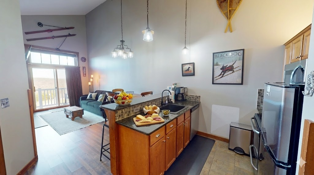 Enjoy meals together with ski-inspired décor and rustic wood finishes.