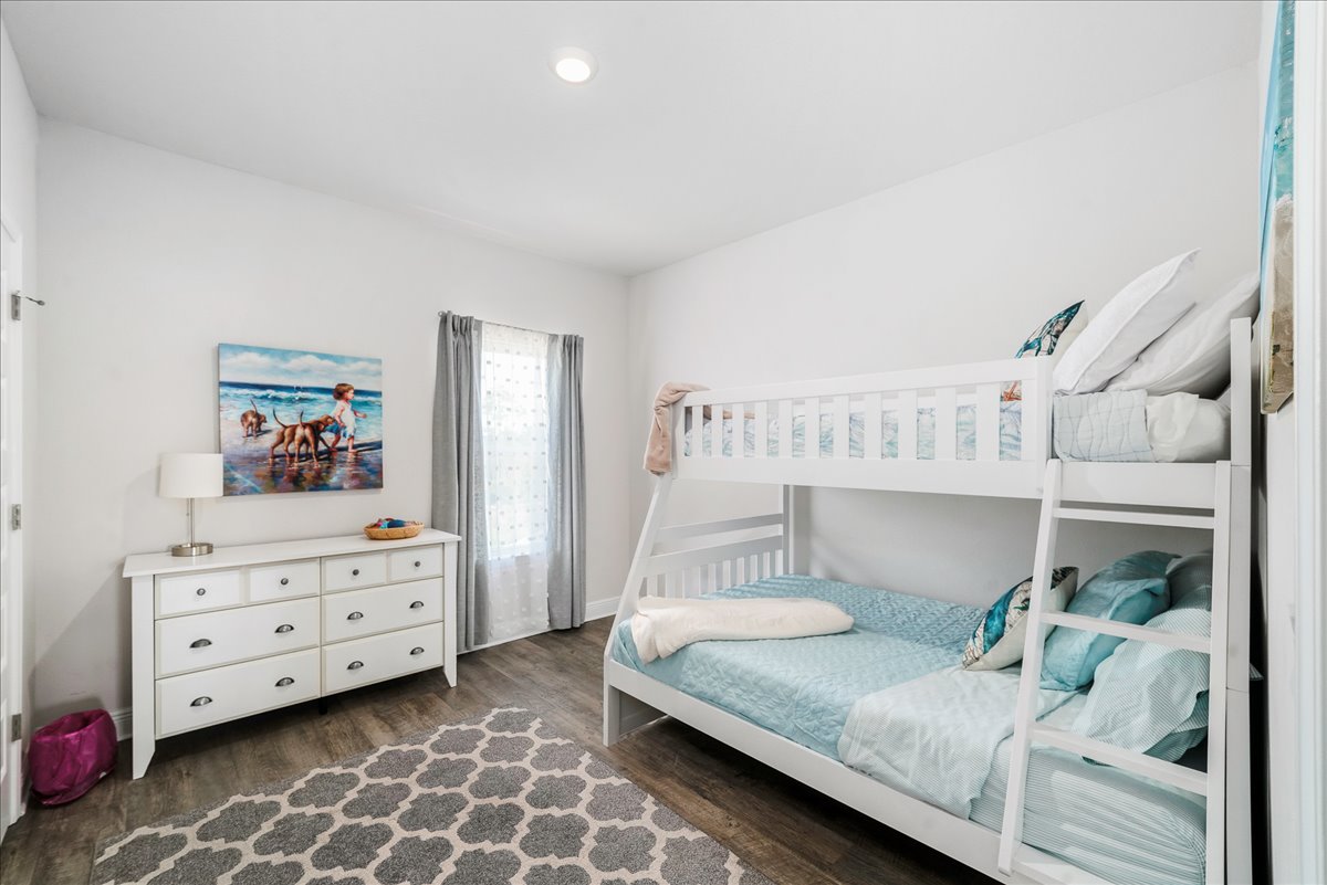 Bunk bedroom: Ideal for teens or younger guests, this Bunk Bedroom features a twin-over-full bunk, cozy linens, closet, and dresser for easy storage.