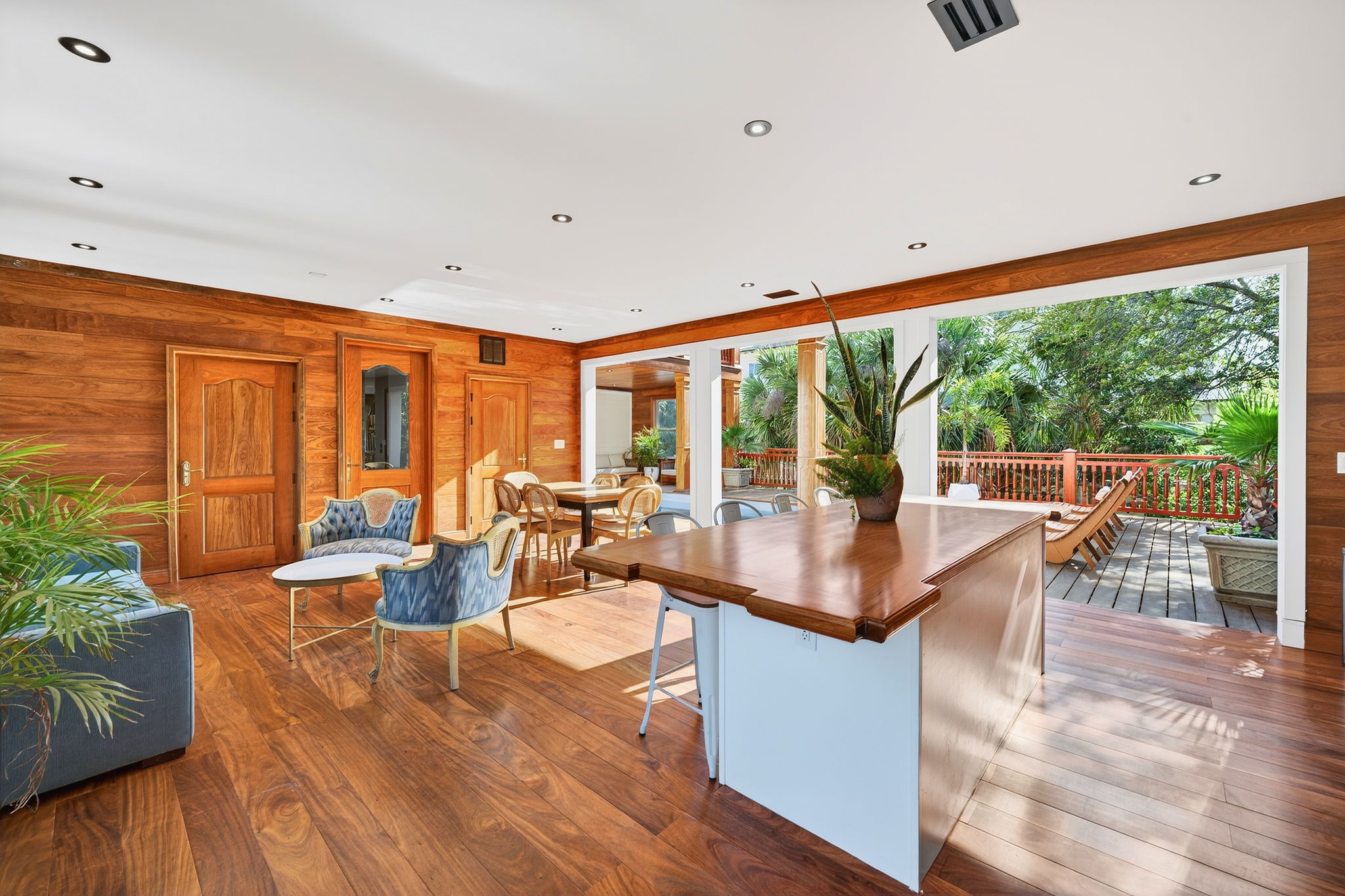 Pool Lounge | Rosewood Retreat | 2605 Palm Blvd, Isle of Palms, SC | IOP Escapes