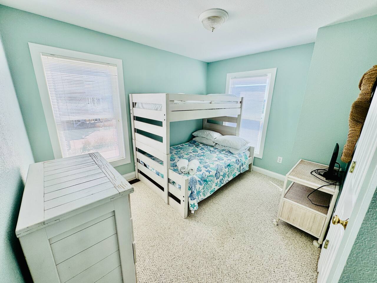 Bunk Bedroom features a Twin over Full bed!