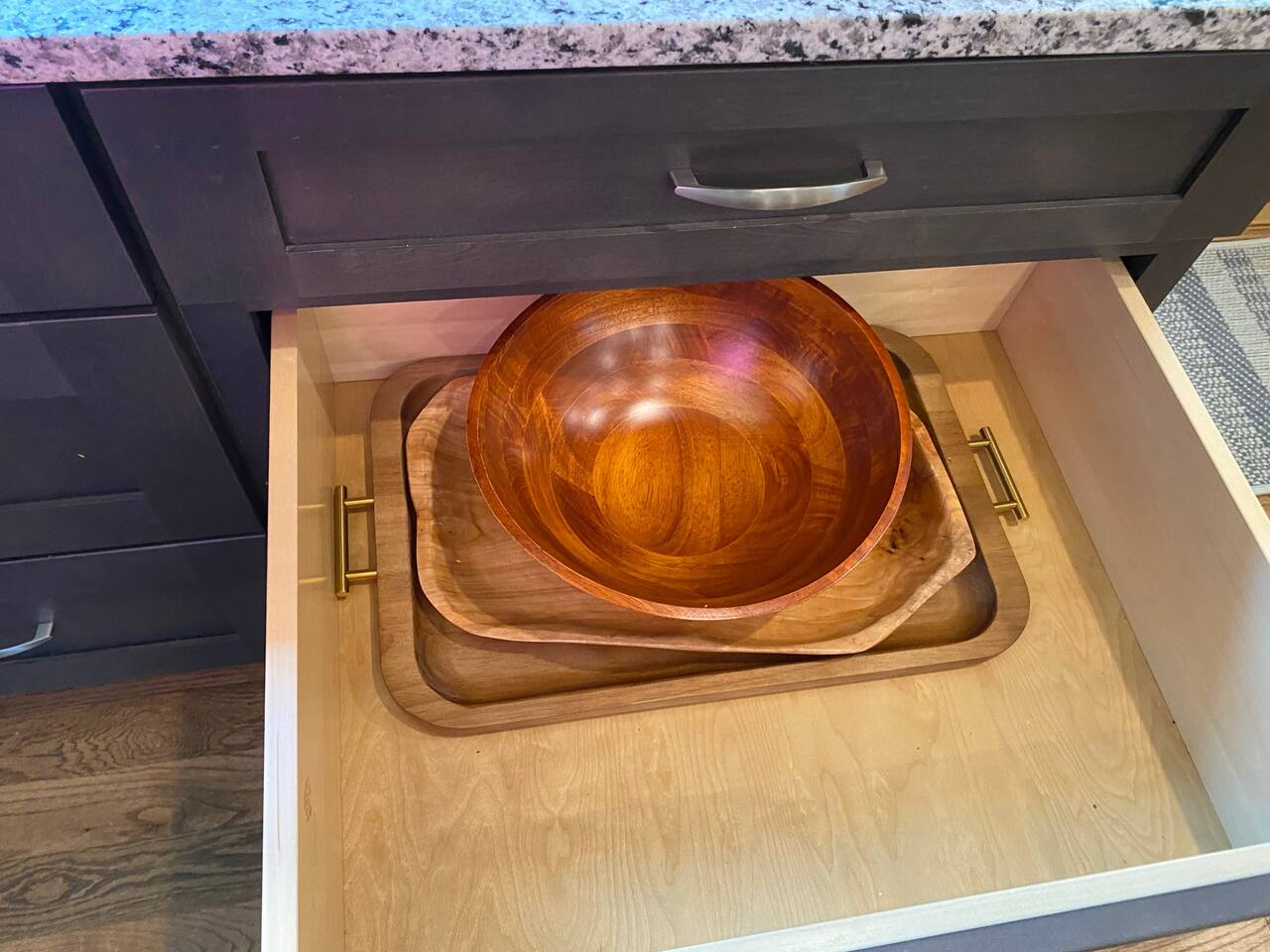 Serving bowls/platters for large groups.