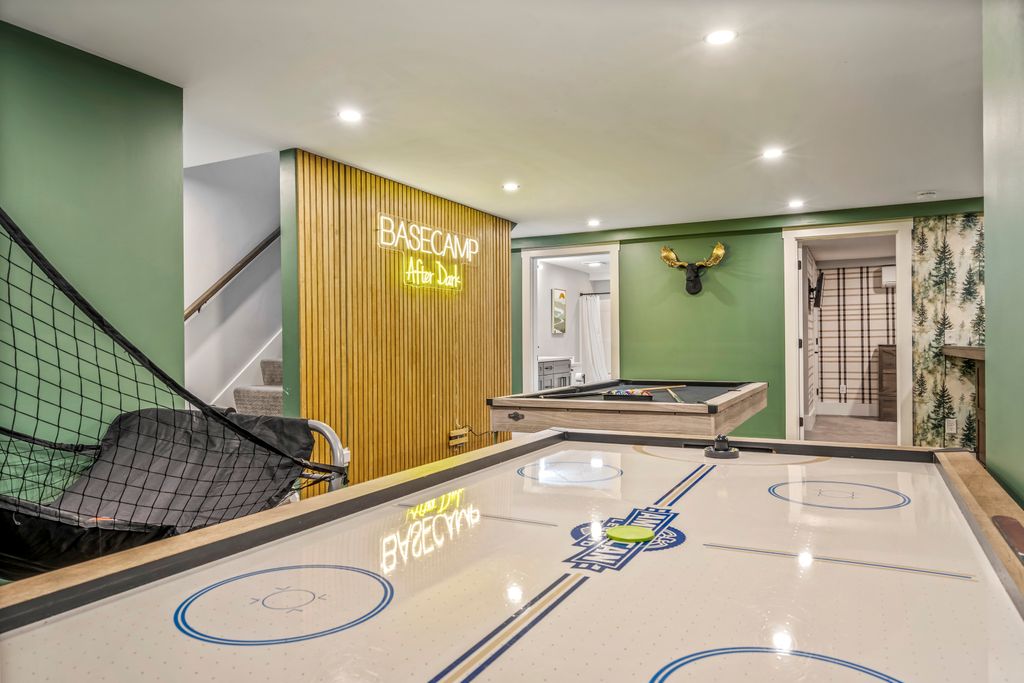 Rainy day? No problem. ☔🎱 From arcade classics to pool and air hockey, our game room turns downtime into family fun time.