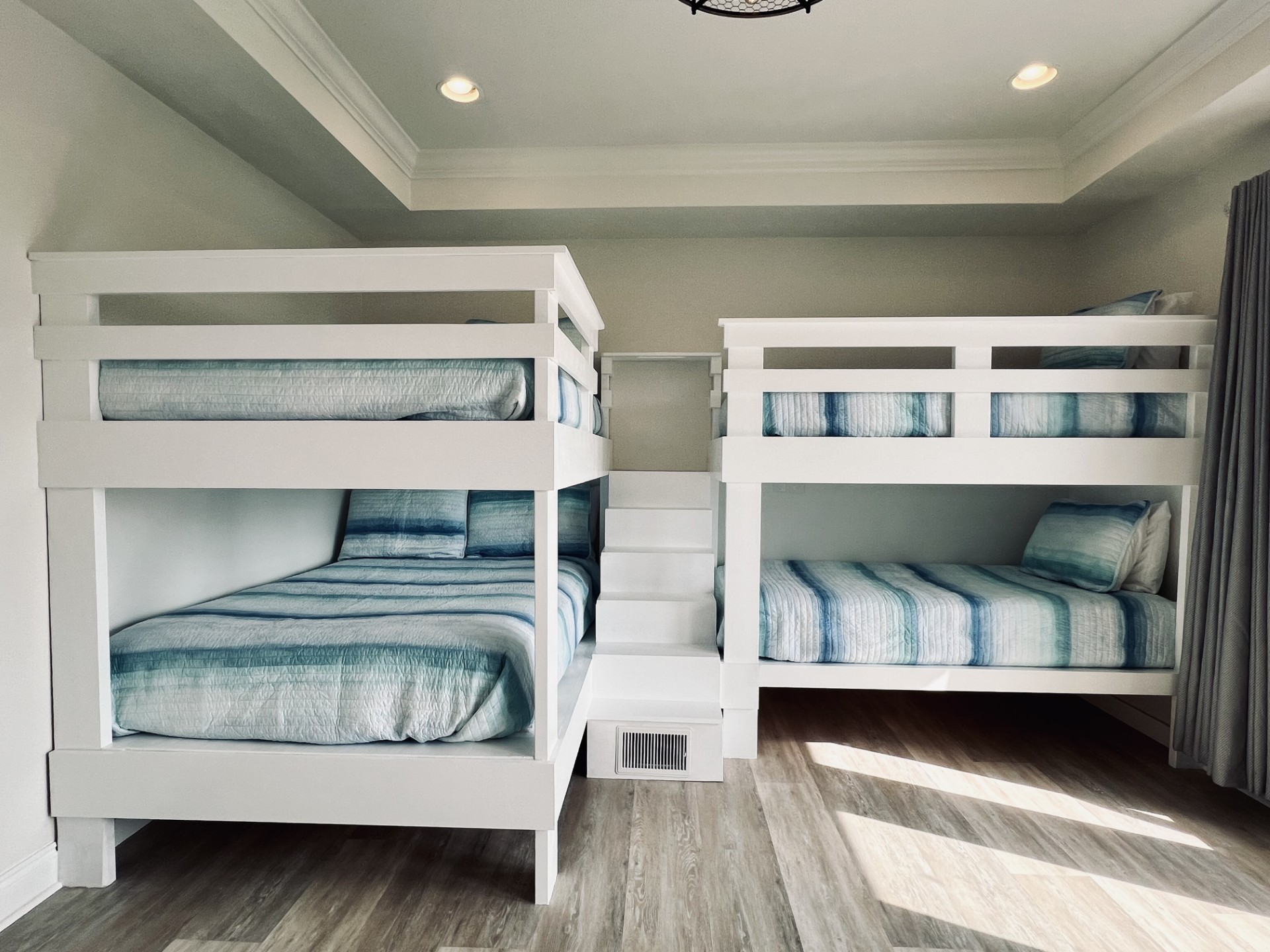 Great bunk room on the 3rd floor! Full/Full on the right and Twin/Twin on the right.