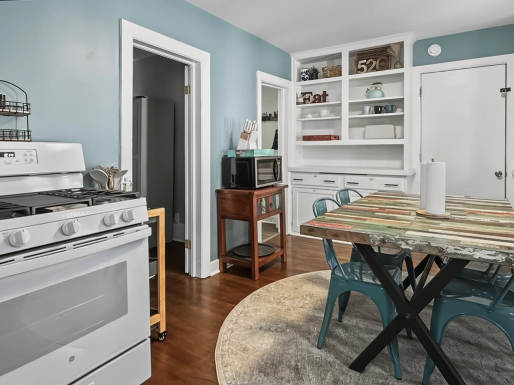 This kitchen uses a Gas stove/oven