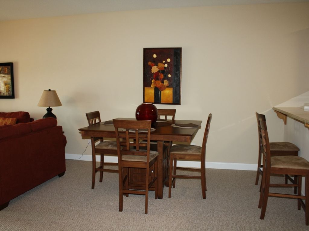 Dining area.
Typical 2 BR unit