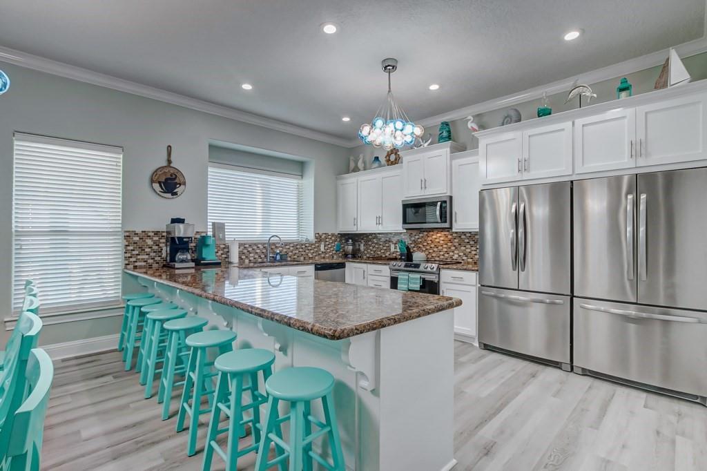 983f9414fe1f471a82a7801a4381d0b5 | Beachhouse | Texas | TX | Vacation Homes | Galveston | Crystal Beach | Kokomo | Breezy Days | Beachfront Elegance | Sunrise Serenity | Southern Sands Property Management, LLC