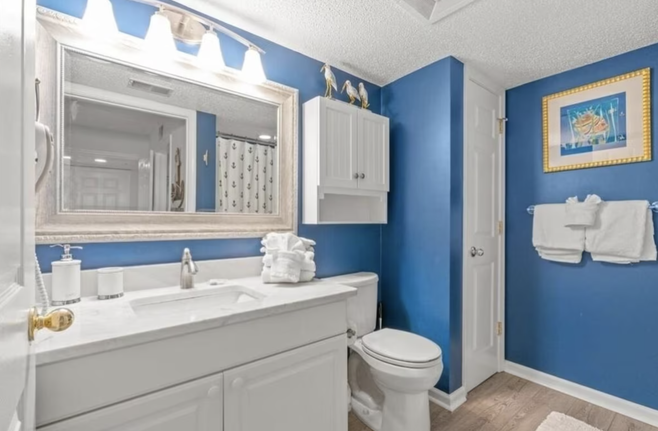 Bunk Room Bathroom