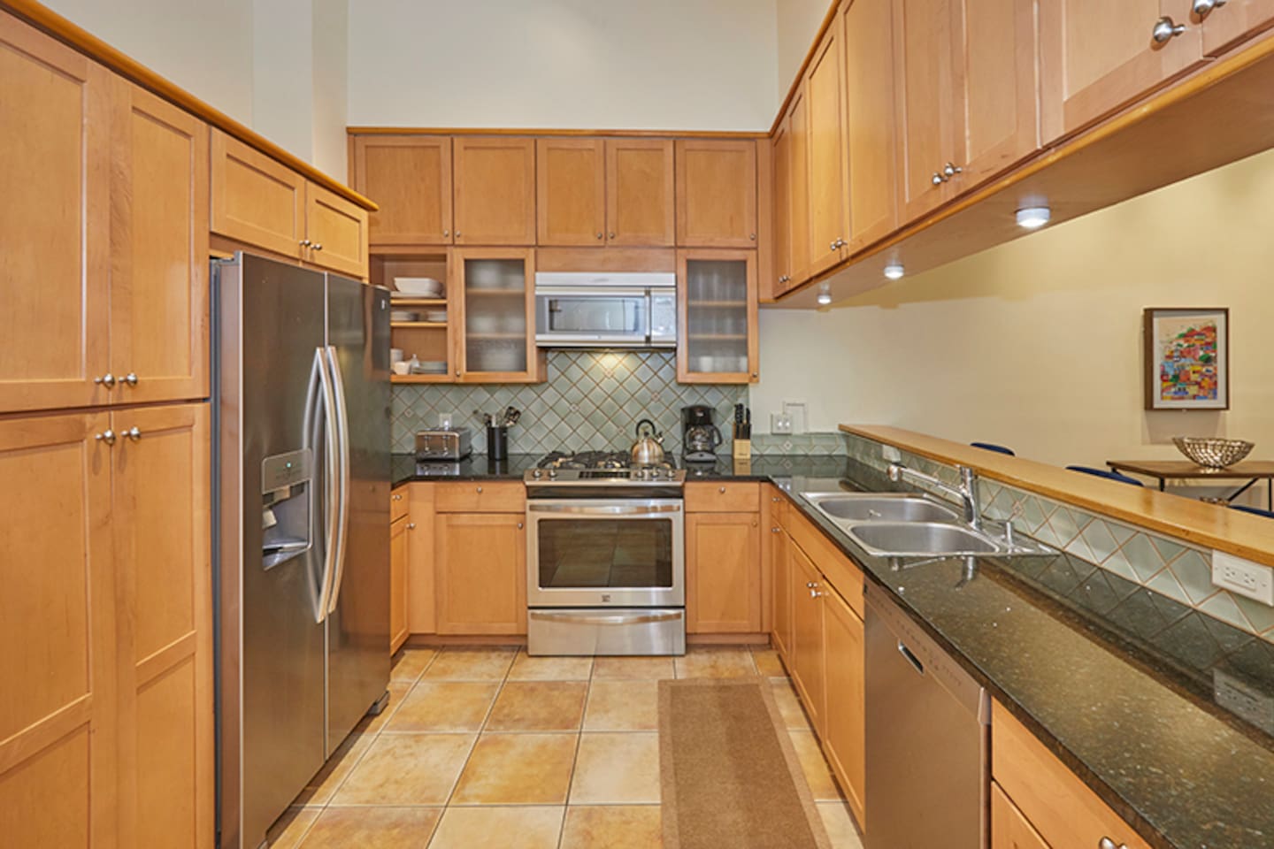 Full Kitchen