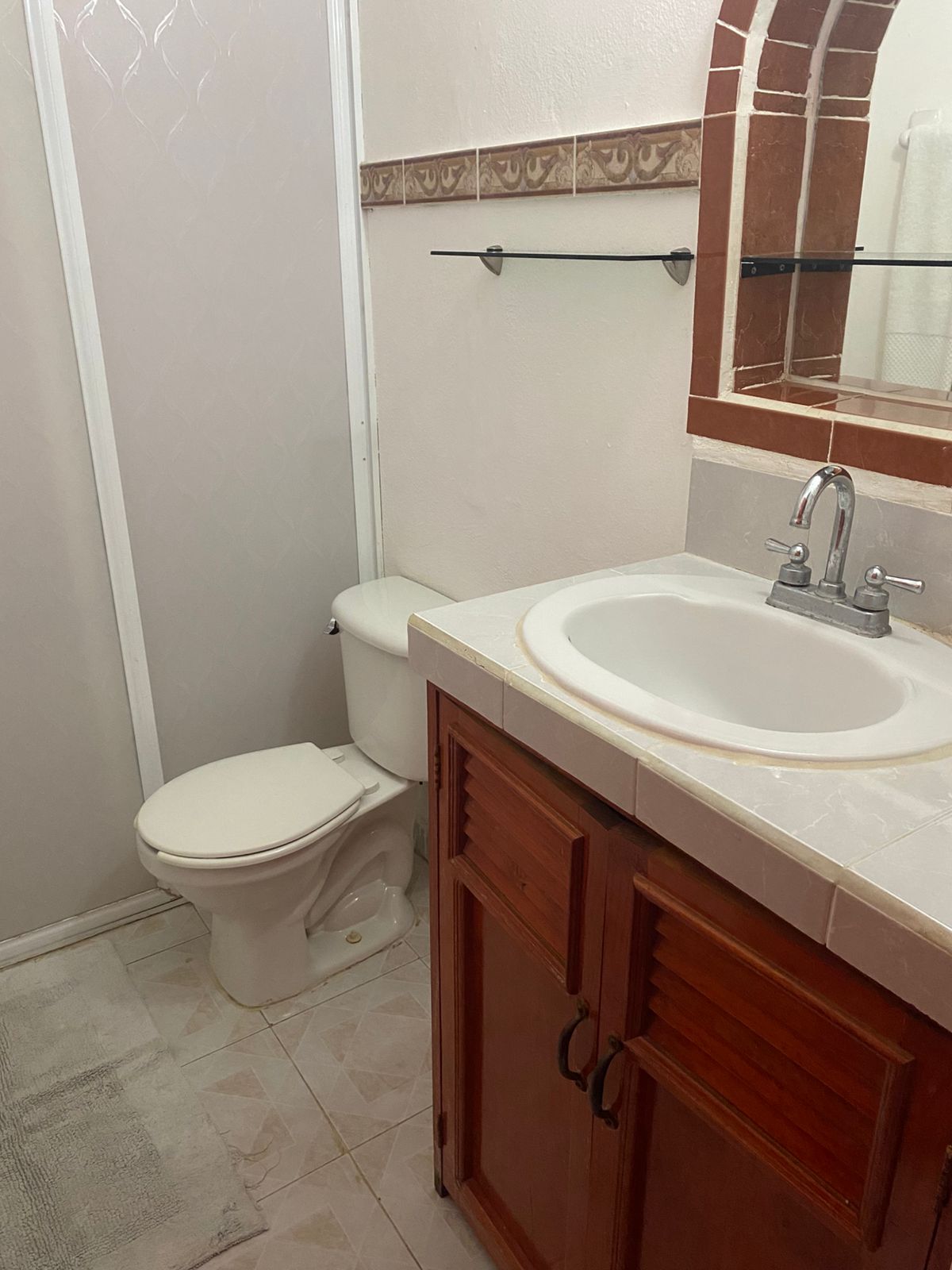 Shared 3/4 Bath