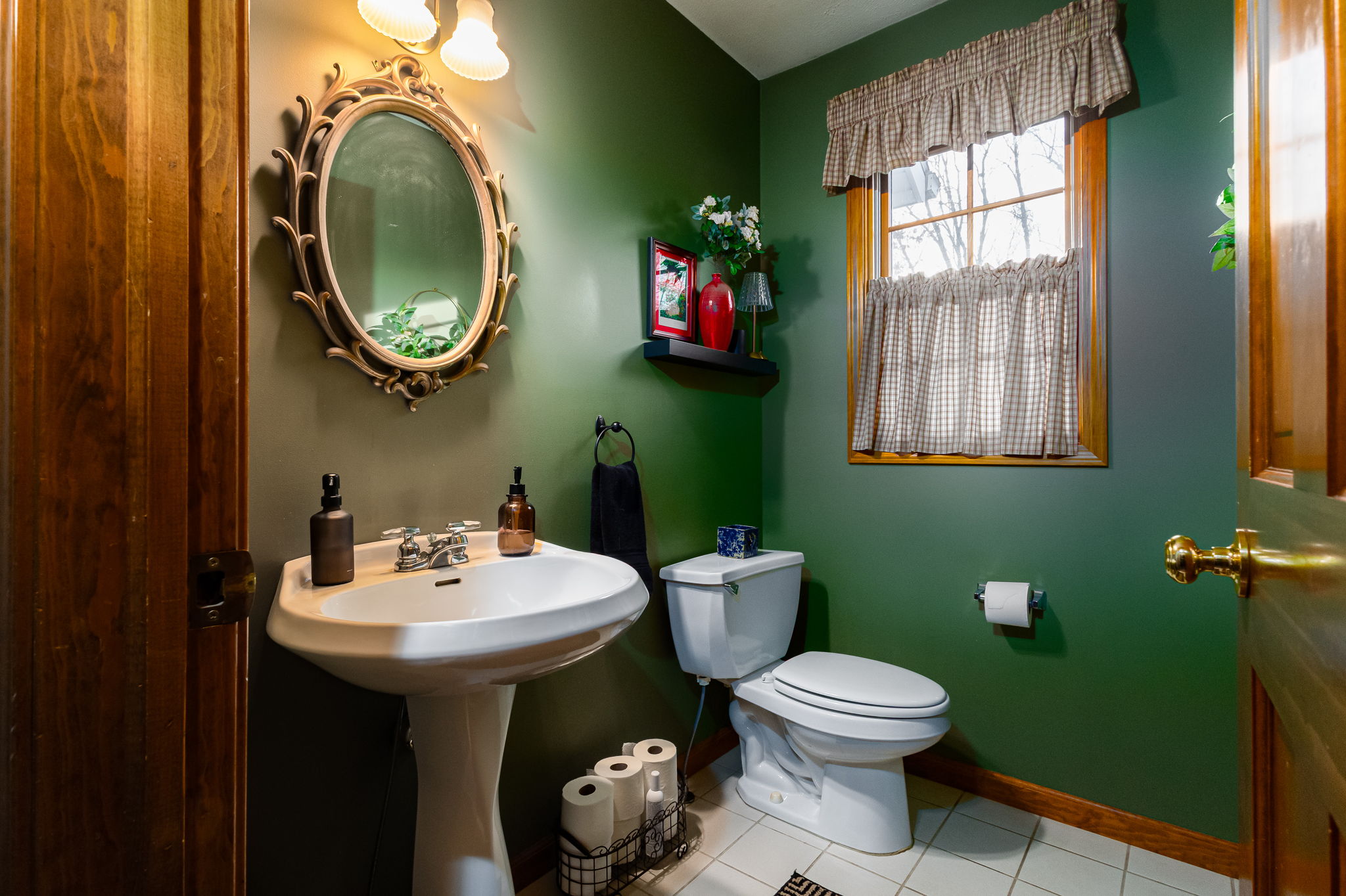 Main Floor Half Bath