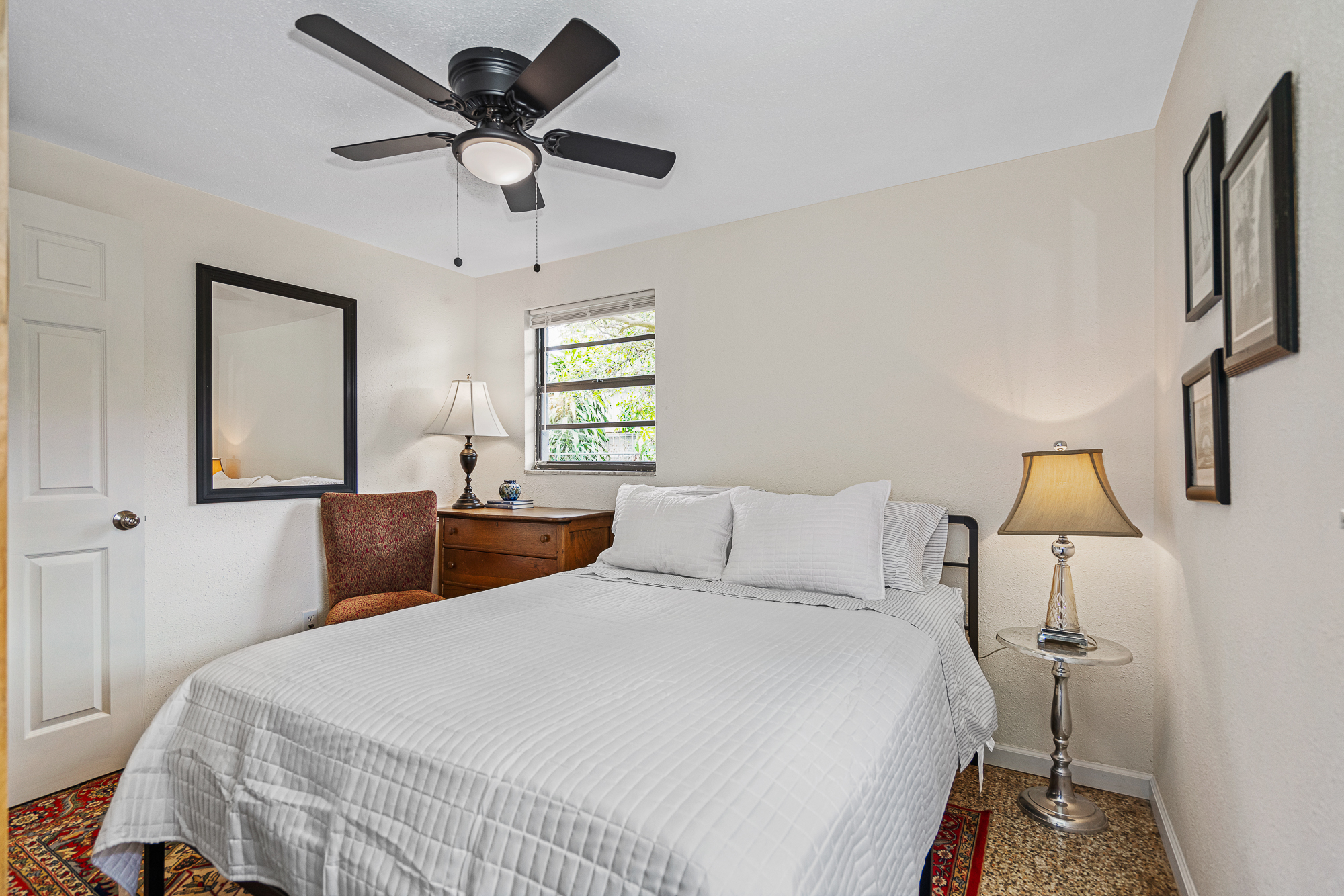 Relax Near USF/Ybor/Casino—Huge shower—Sleeps 8 6