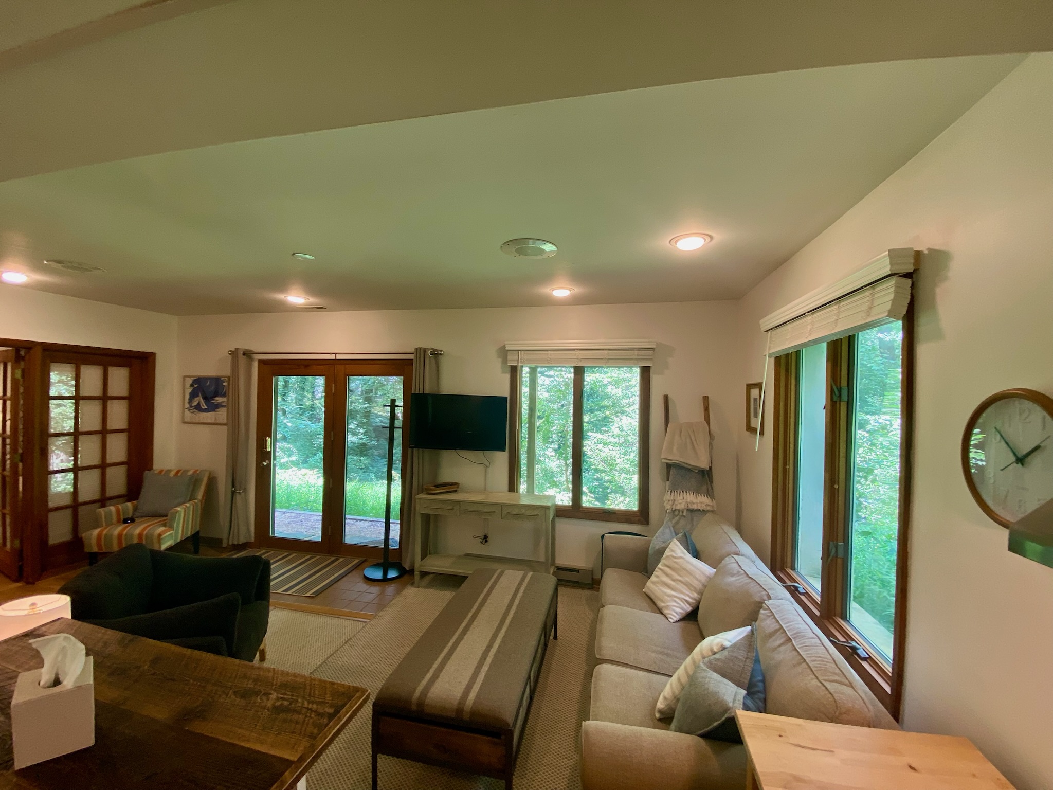 Light fills the guest suite from its large windows