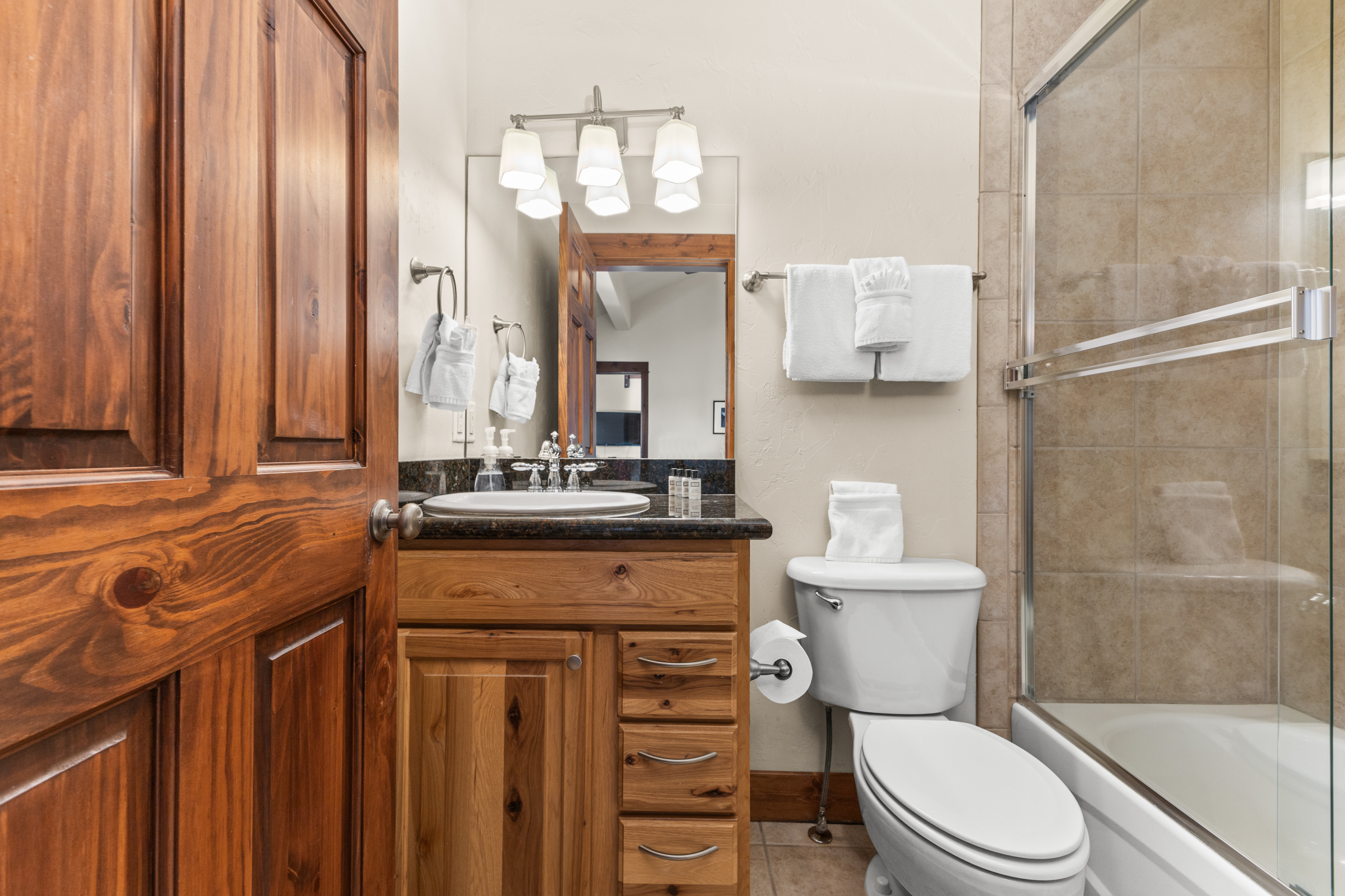 Ensuite Bathroom 1 |Vanity  Mirror