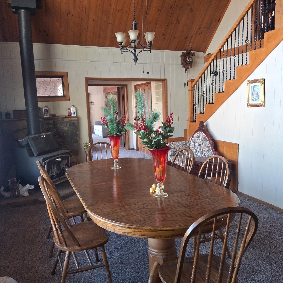 Dining room table
