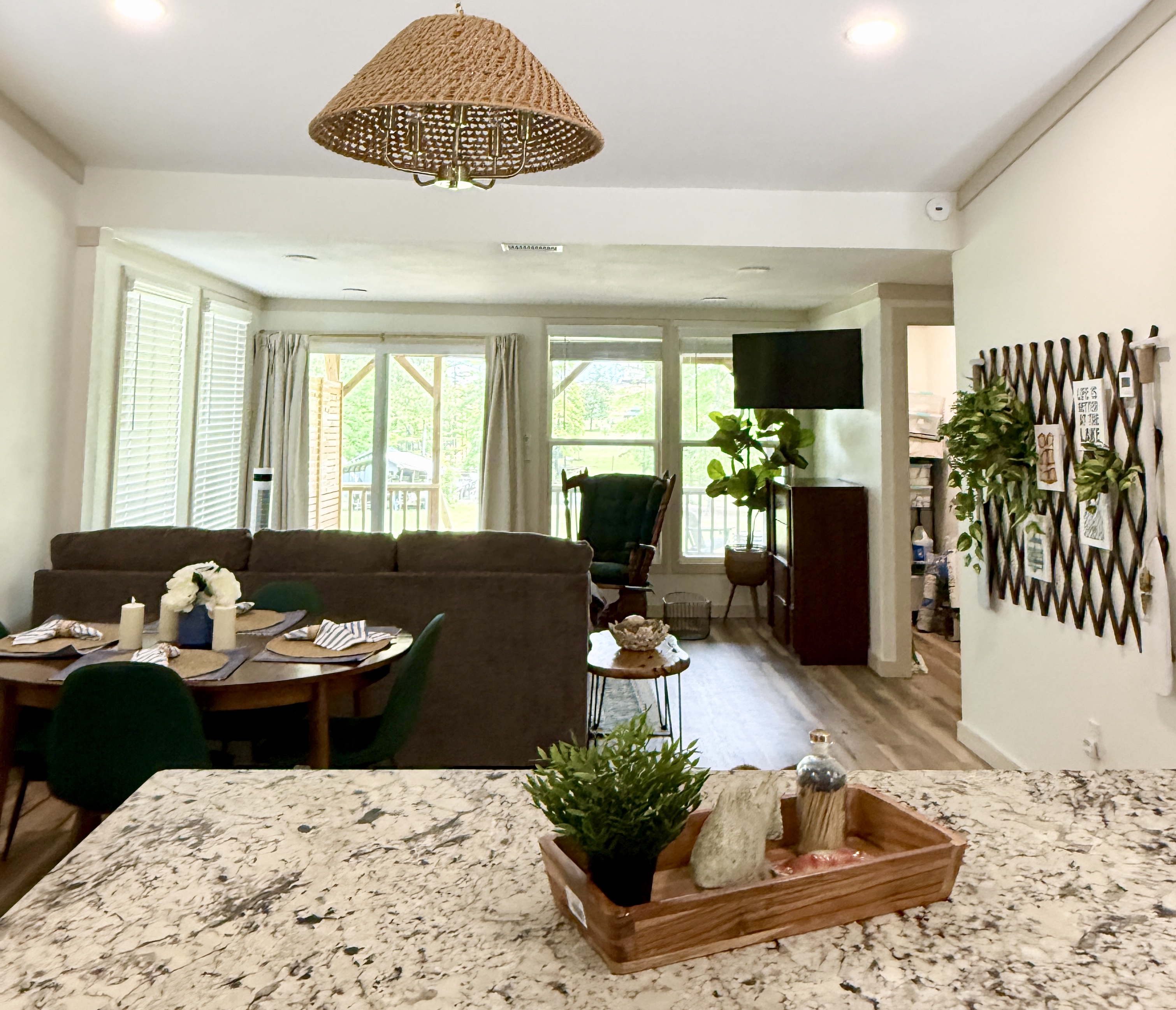 Open concept kitchen/dining and living space