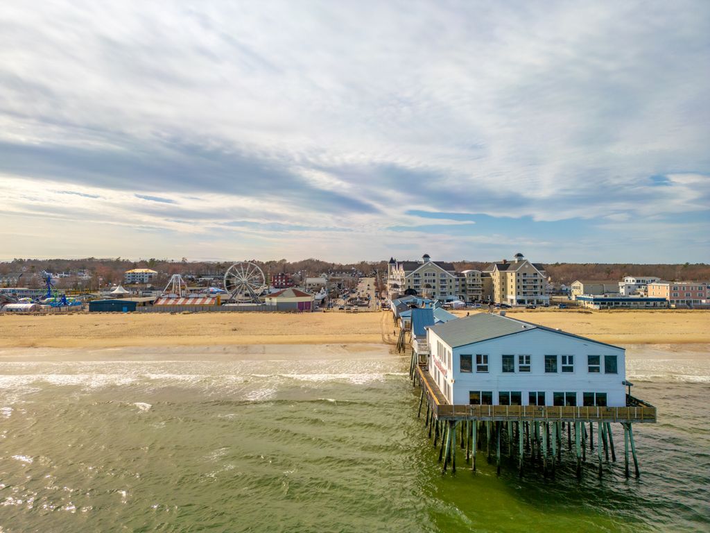 Your coastal retreat with mesmerizing ocean vistas.