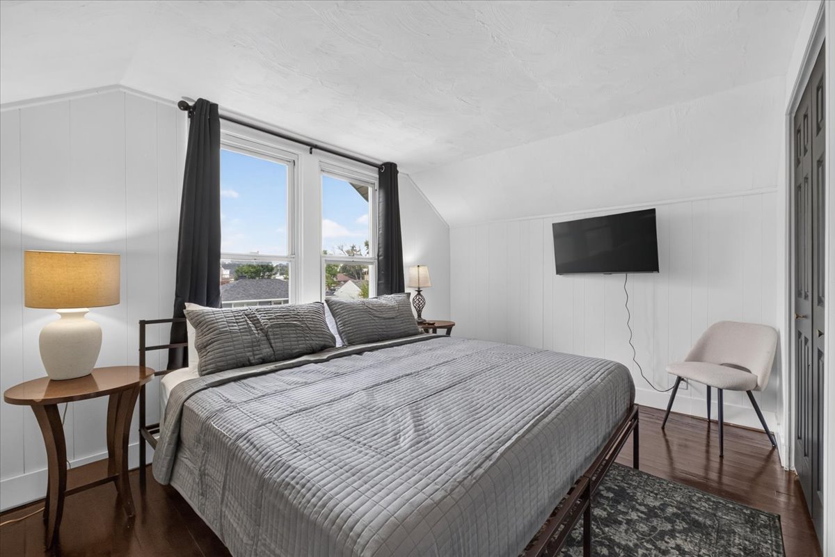 Our third bedroom features a king bed and plenty of natural light.

