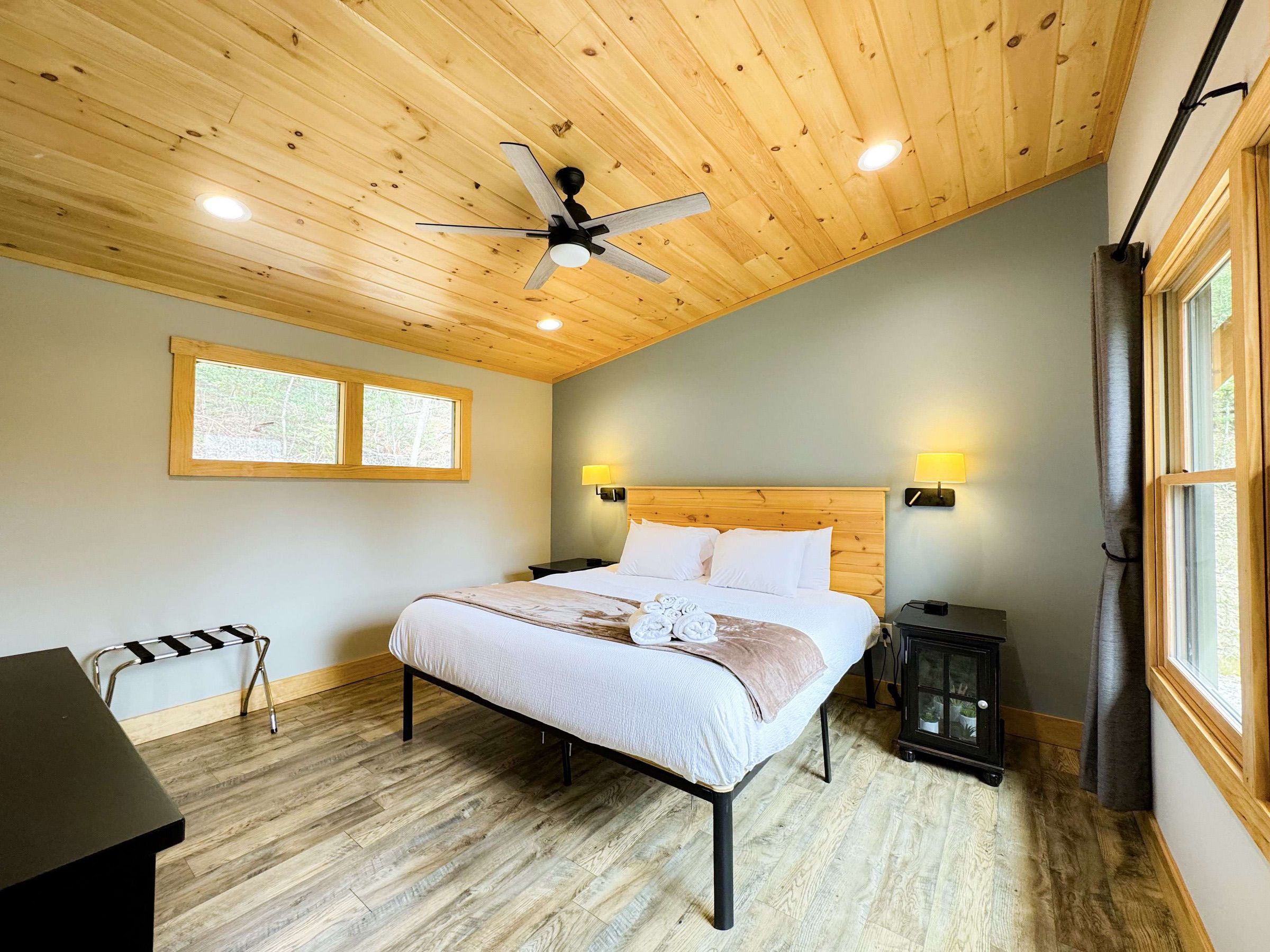 The mast bedroom has a luxurious king bed and will give you the treehouse feel!