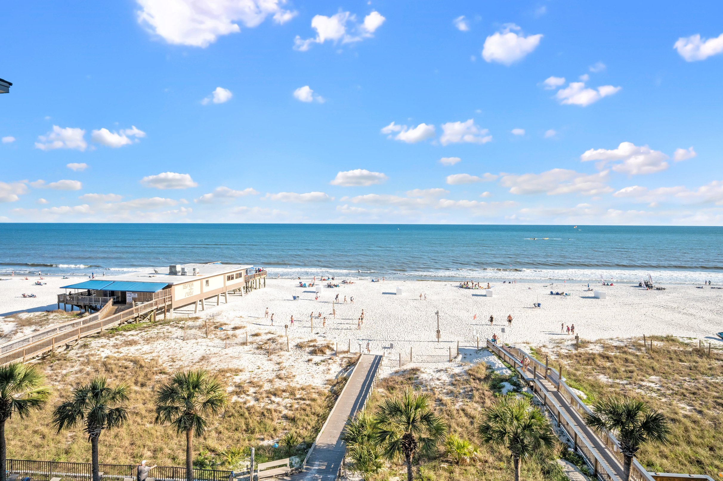 Footsteps to the beach