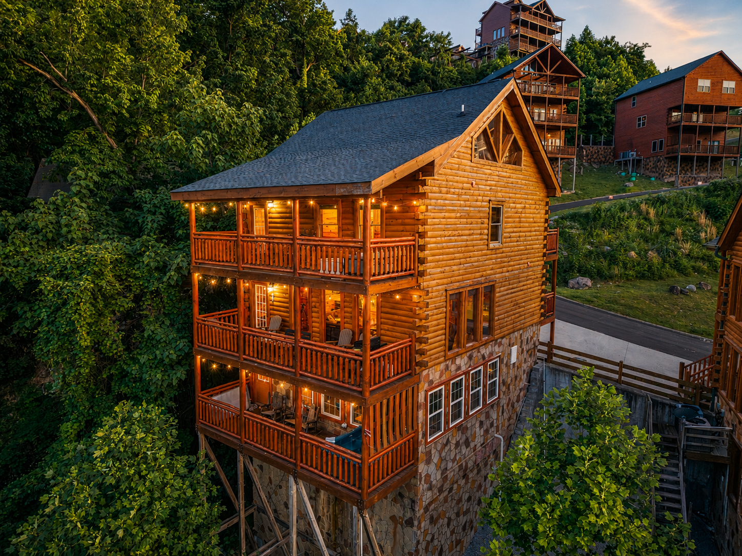 Mountain views, peaceful nights, and unforgettable stays—it’s always a good time at The Only TennISee Mountain Retreat.