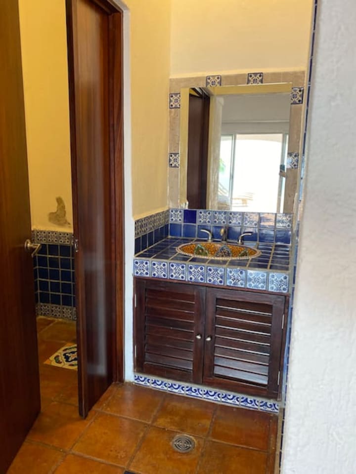 2nd Bathroom in 2nd Bedroom 