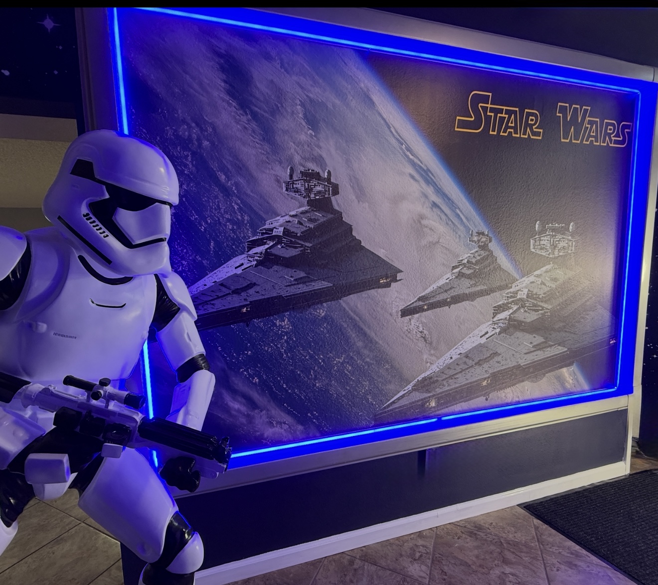 Welcome to Florida Disney Star Wars Villa!   Clean, Comfortable, Close to the Magic  FloridaThemeParkVillas.com